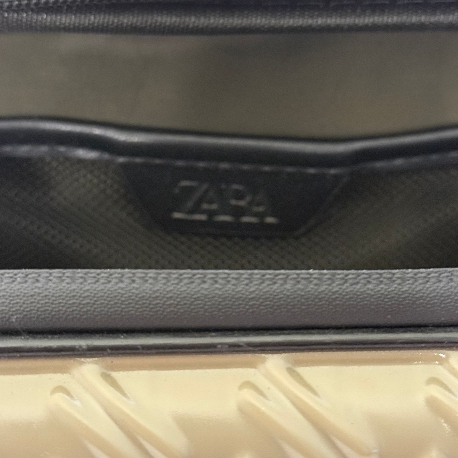 Zara Zara Rigid Crossbody Hard Shell Purse Bag Army Green Size ONE SIZE - 3 Thumbnail