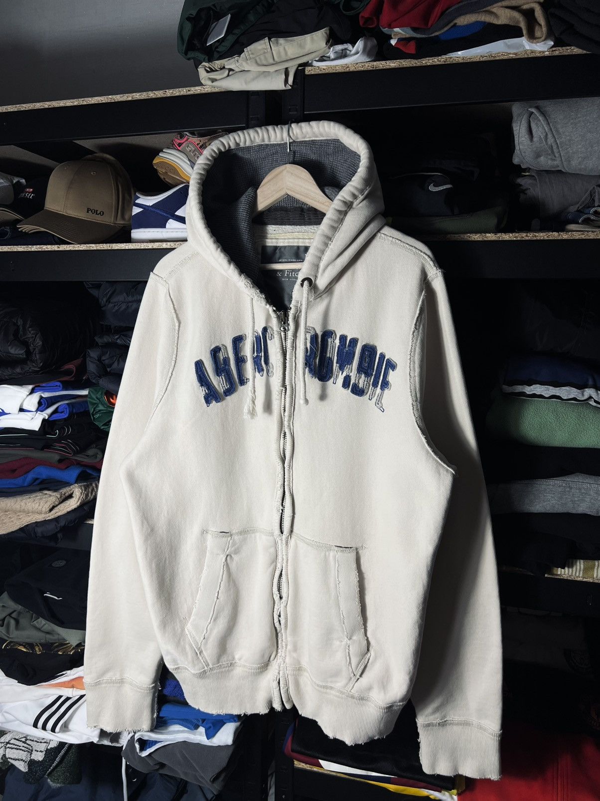 Abercrombie & Fitch Y2K Abercrombie & Fitch Distressed Vintage Hoodie Zip Up Size US XL / EU 56 / 4 - 1 Thumbnail