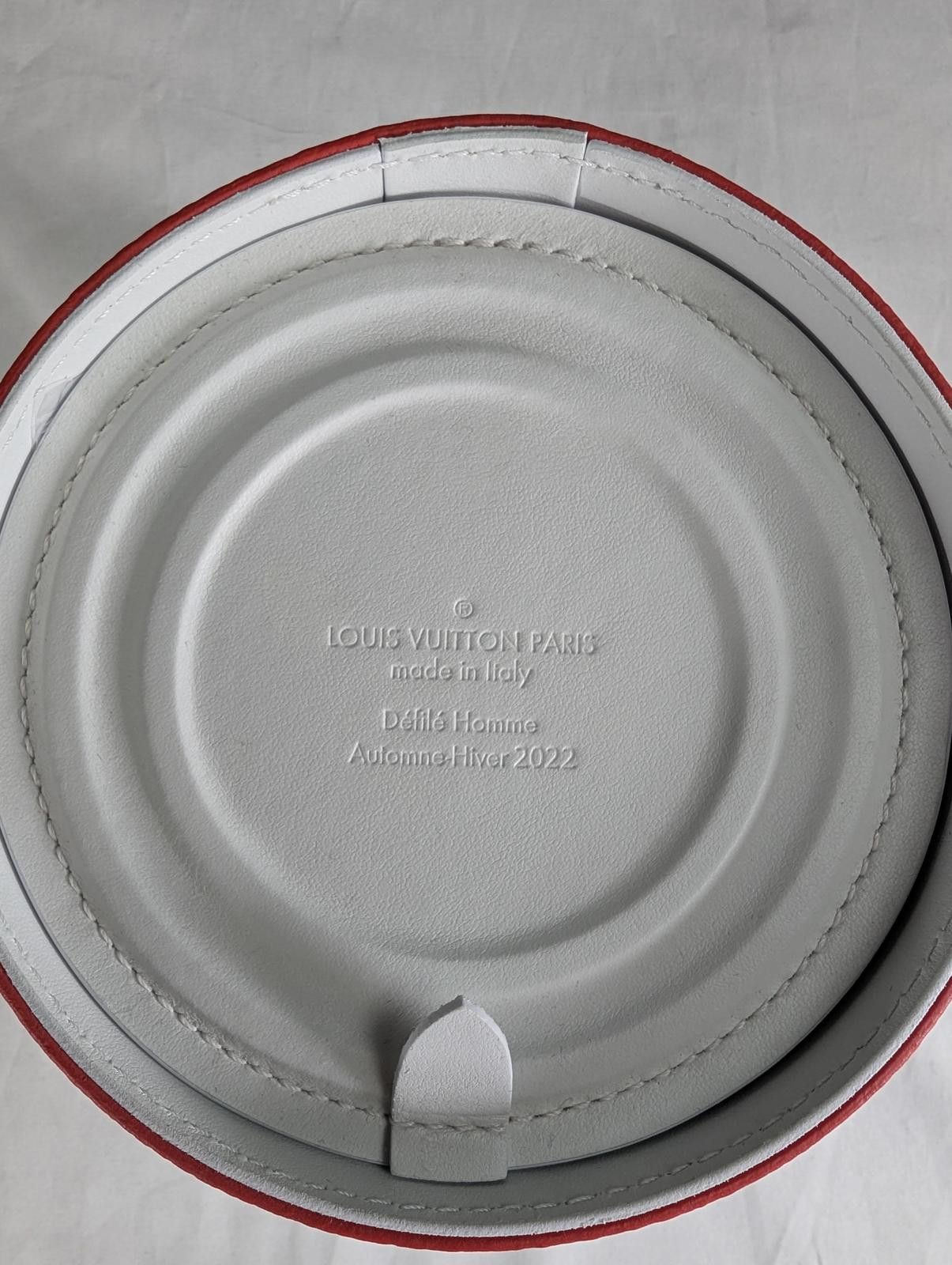 Louis Vuitton LOUIS VUITTON LV PAINT CAN - RED Size ONE SIZE - 12 Thumbnail