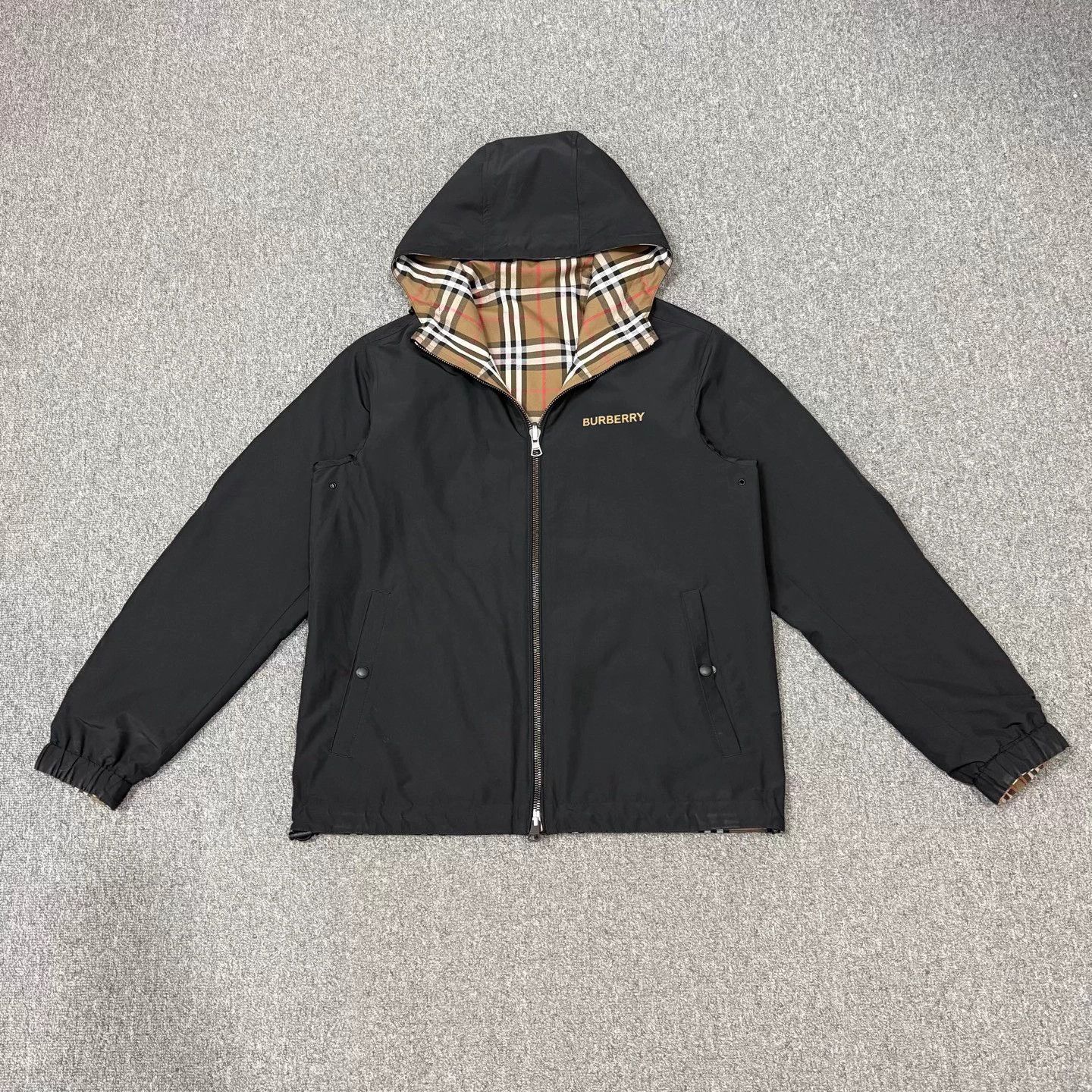 Burberry Burberry New Black Check 2-sided Nylon Jacket M 99 New Size US M / EU 48-50 / 2 - 1 Thumbnail