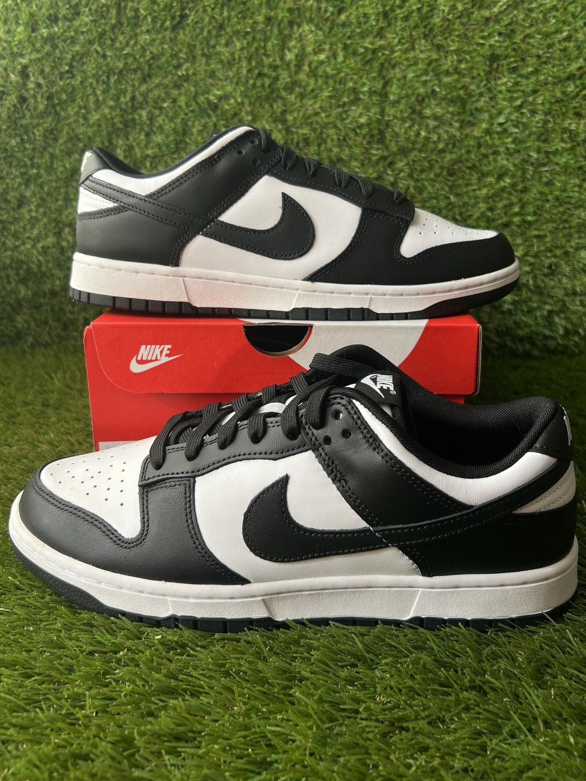 Nike Nike Dunk Low Panda Black White Size 10 BRAND NEW Size US 10 / EU 43 - 1 Thumbnail