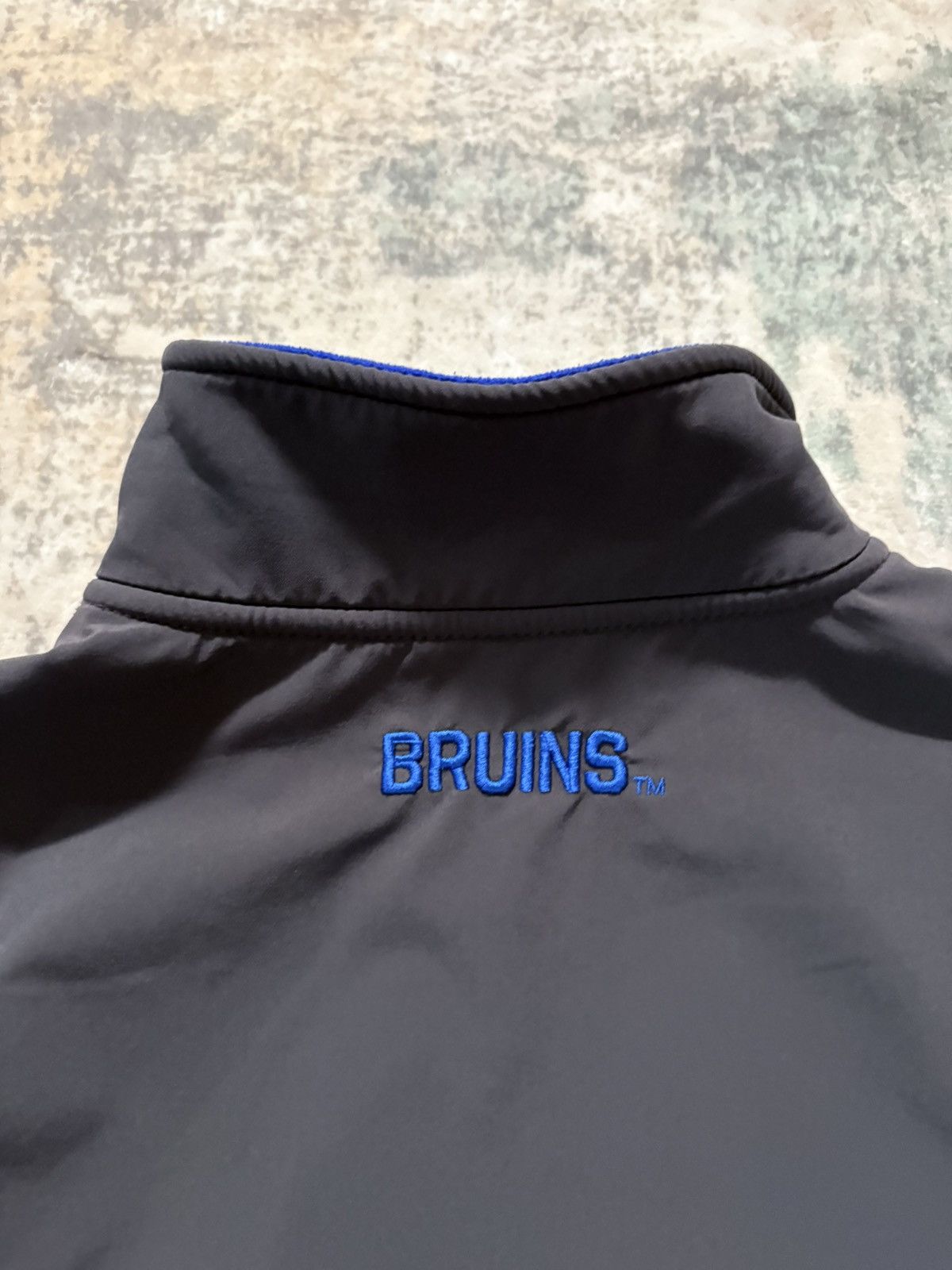 Vintage 00’s UCLA Bruins Full Zip Up Fleece Jacket Size US S / EU 44-46 / 1 - 4 Thumbnail
