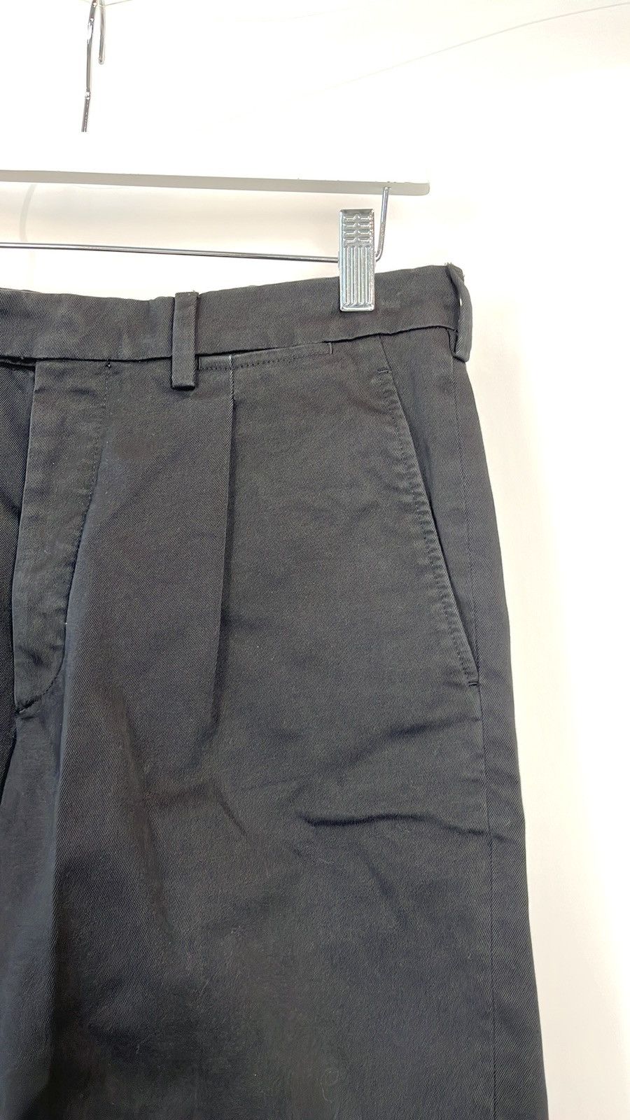 Prada Prada SS/20 Black Pleated Cotton Bermuda Shorts Size US 34 / EU 50 - 3 Thumbnail