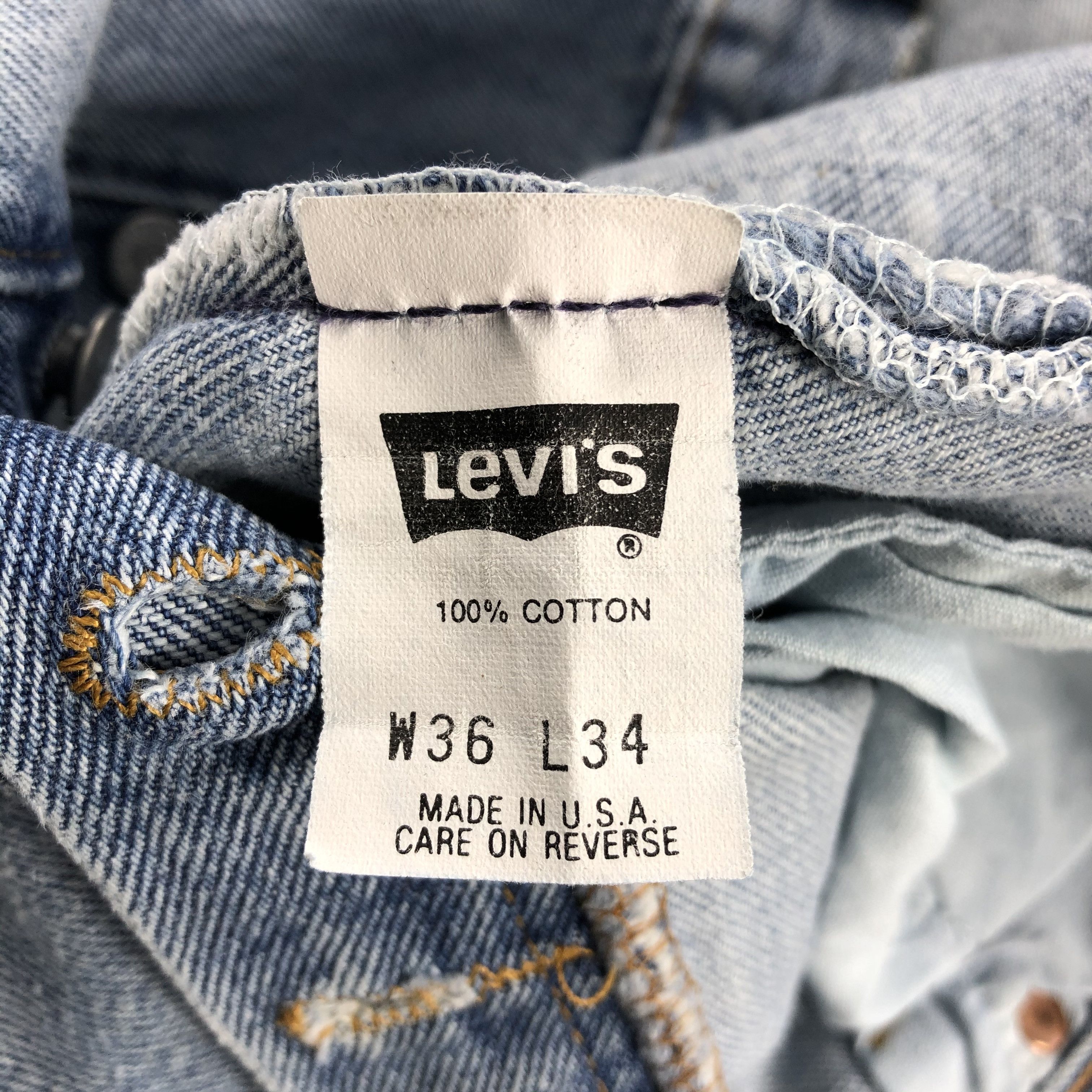 Levi's Vintage 90s Light Wash Levis 501 Jeans-JM1350 Size US 35 - 11 Thumbnail
