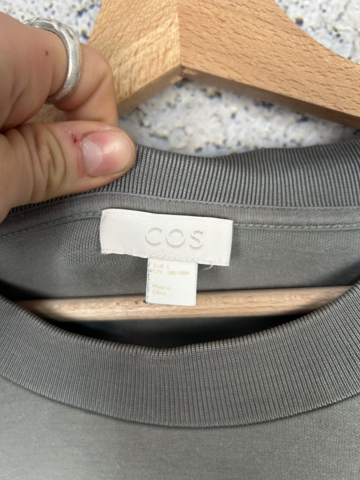 Cos COS Basic Scandi Crewneck Designer Minimalist Size US L / EU 52-54 / 3 - 6 Thumbnail