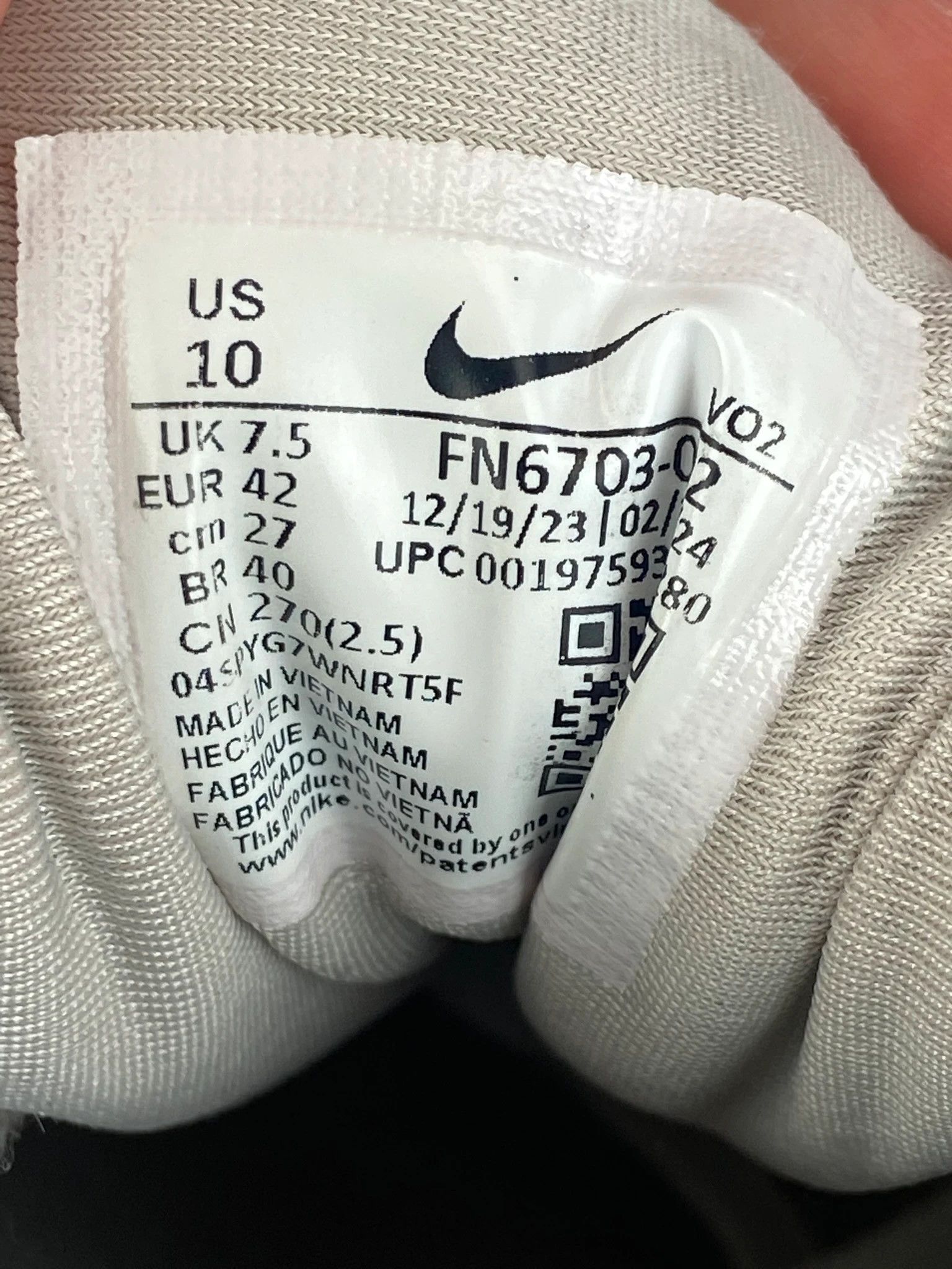 Nike Nike sneakers beige white retro running vintage Size US 9 / EU 42 - 8 Thumbnail