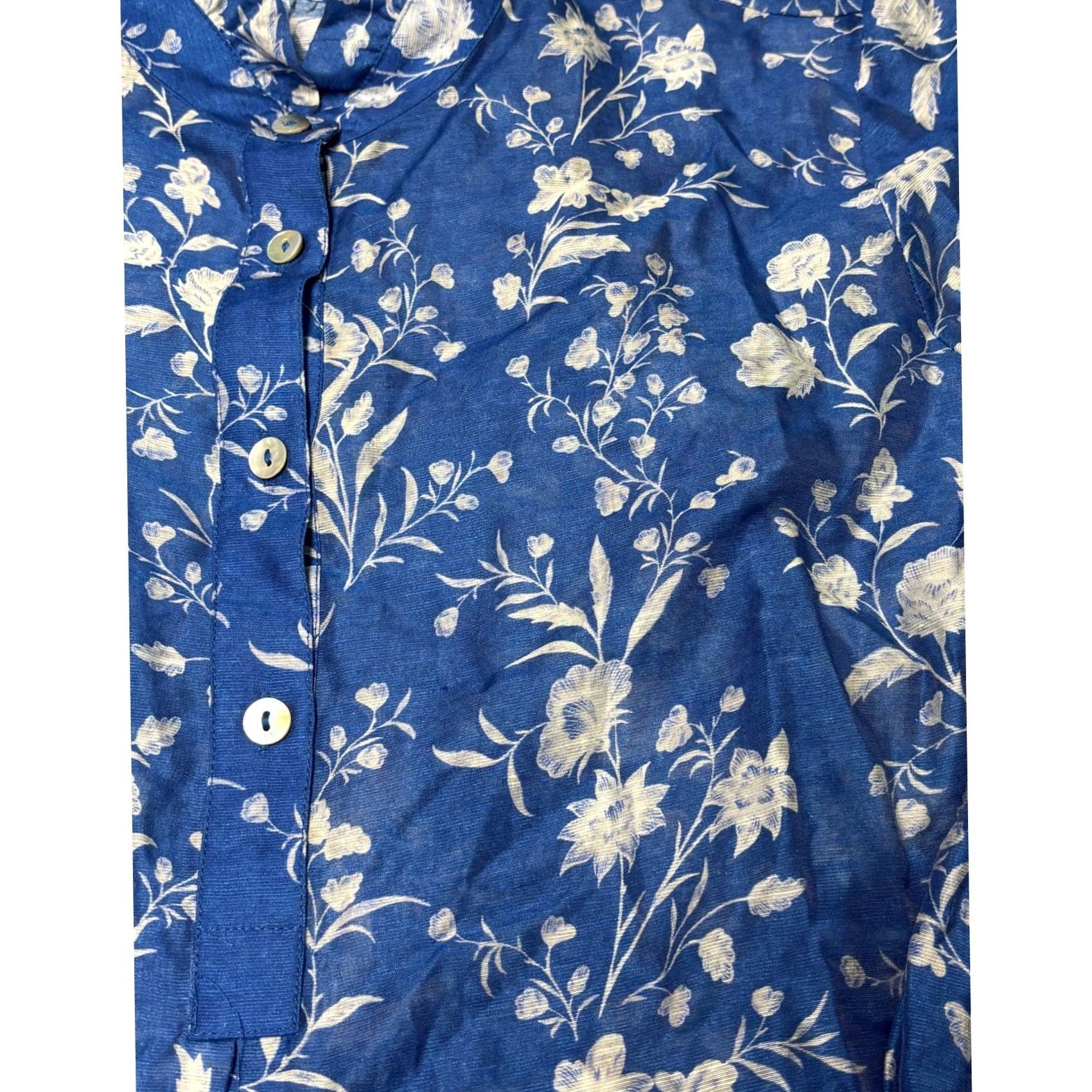 Vintage Tuckernuck Blue Floral Blouse Lyocell Linen V-Neck Ruffle Cuff Womens L Blouse Size L / US 10 / IT 46 - 2 Thumbnail