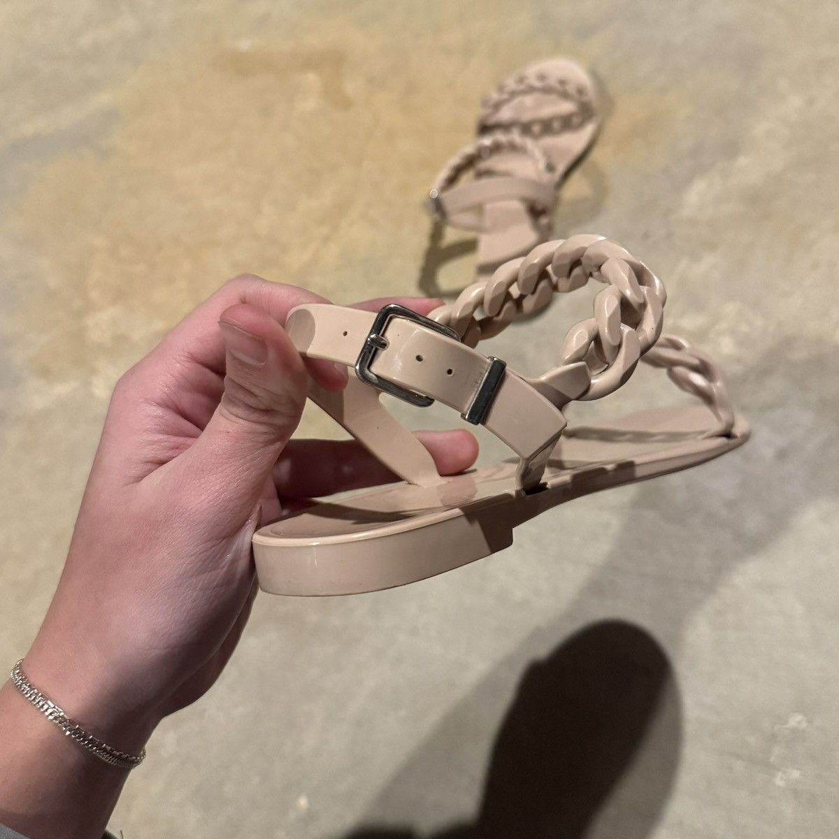 Givenchy Givenchy Nea Jelly Chain Strap Flat Sandals Rose Nude EU 37 Size US 7 / IT 37 - 7 Thumbnail