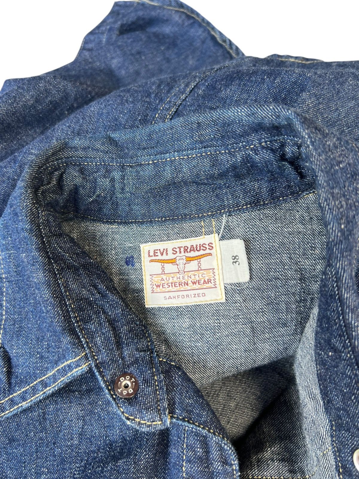Levi's Vintage Clothing Vintage 2000 Levi’s Long Horn Big E Denim Western Shirt Size US M / EU 48-50 / 2 - 24 Thumbnail