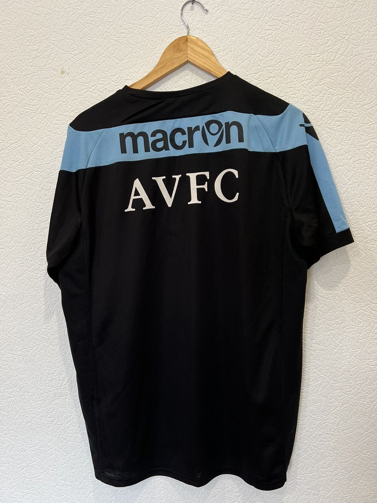 Macron Aston Villa Macron Training Jersey Soccer Football Size US XL / EU 56 / 4 - 4 Thumbnail