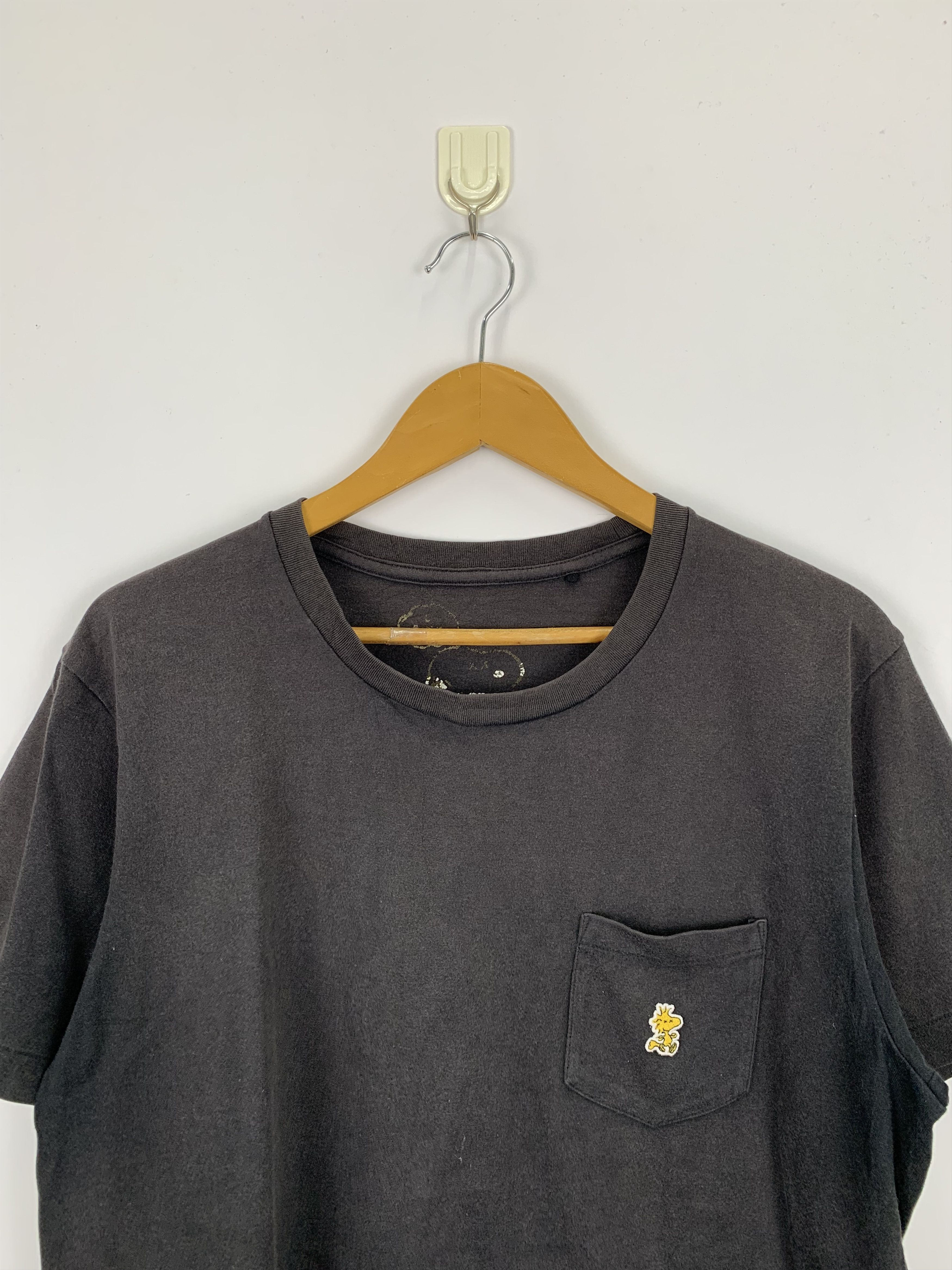 Kaws × Uniqlo Uniqlo Kaws Peanuts Tees TA0249 Size US L / EU 52-54 / 3 - 2 Thumbnail