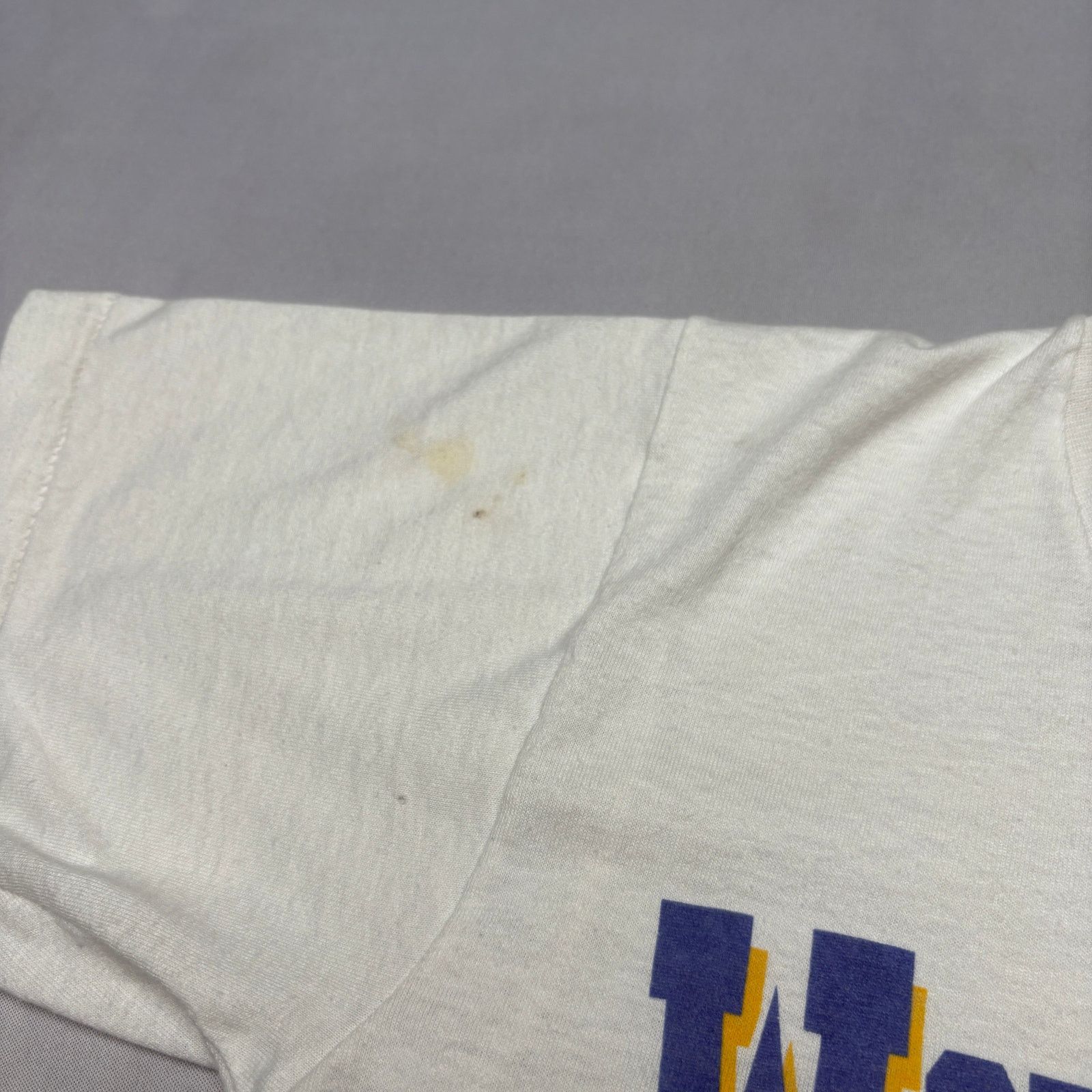 Vintage Vintage 1987 Lakers World Champs Tee Shirt Men's Small Size US S / EU 44-46 / 1 - 9 Thumbnail