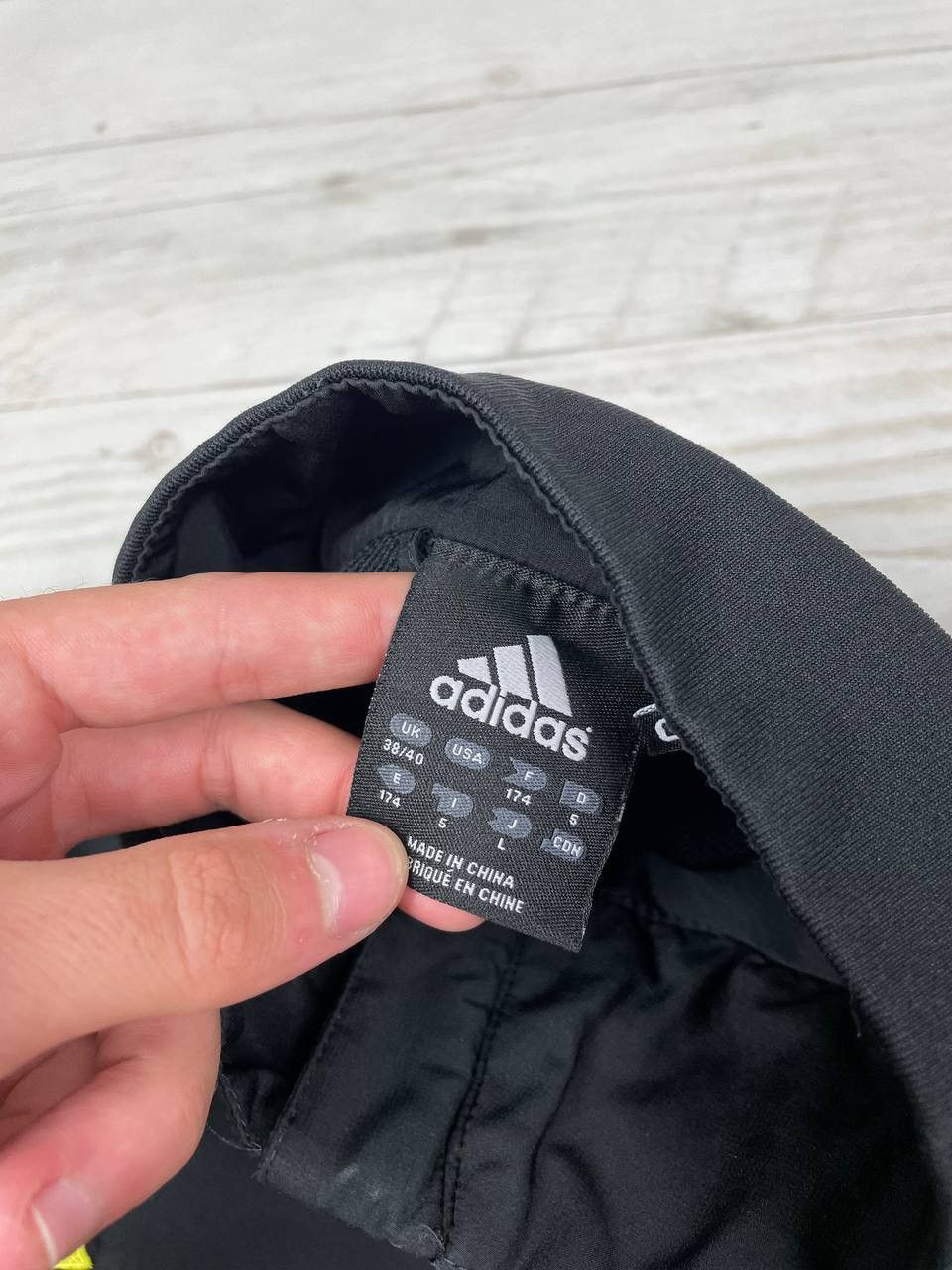 Adidas Vintage Adidas Liverpool 2010 2011 Jacket Pants Tracksuit Size US M / EU 48-50 / 2 - 8 Thumbnail