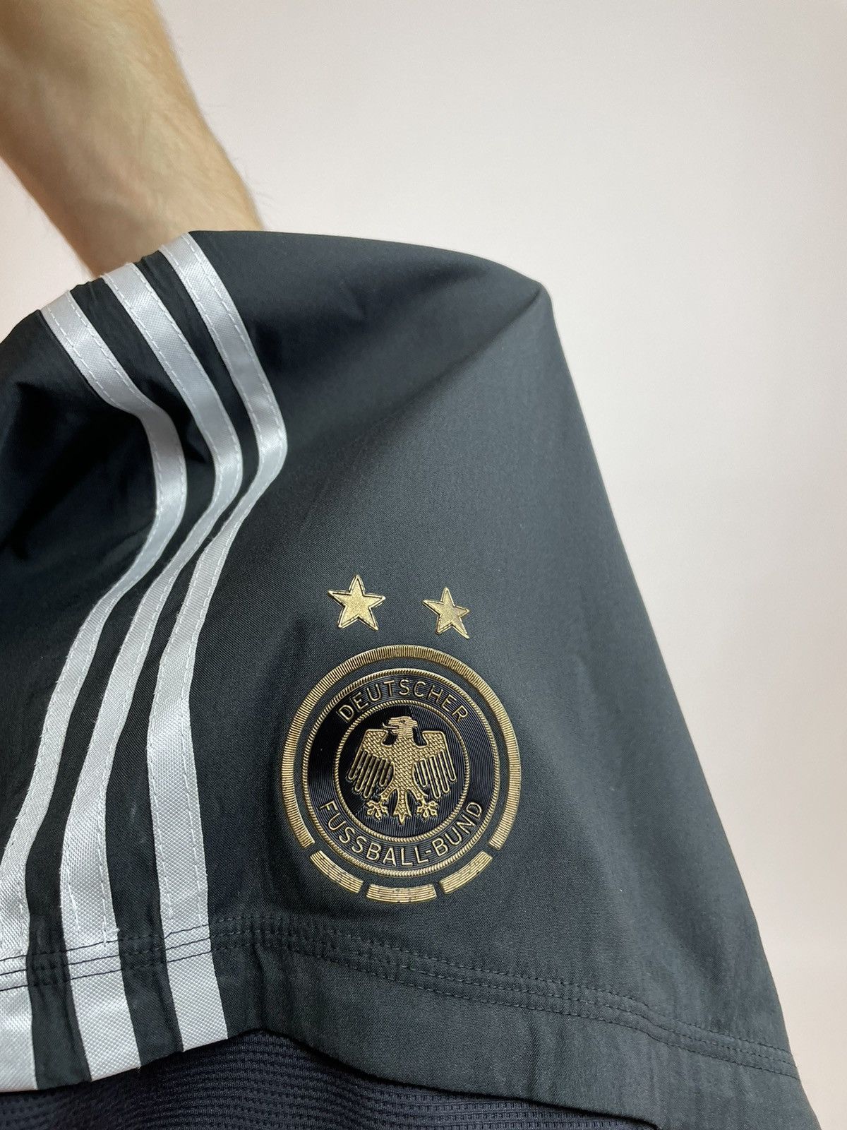 Adidas Adidas DEUTSCHER FUSSBALL BUND Soccers Shorts Mens size L Size US 32 / EU 48 - 18 Thumbnail