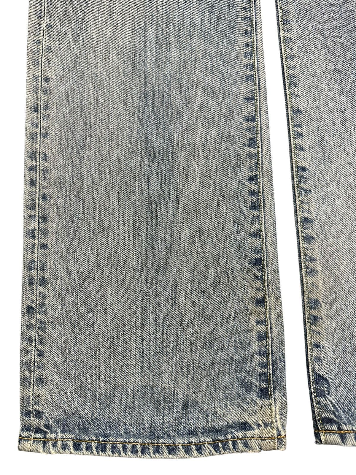 Uniqlo Vintage Japanese Uniqlo Light Blue Wash Faded Distress Baggy Size US 35 - 7 Thumbnail