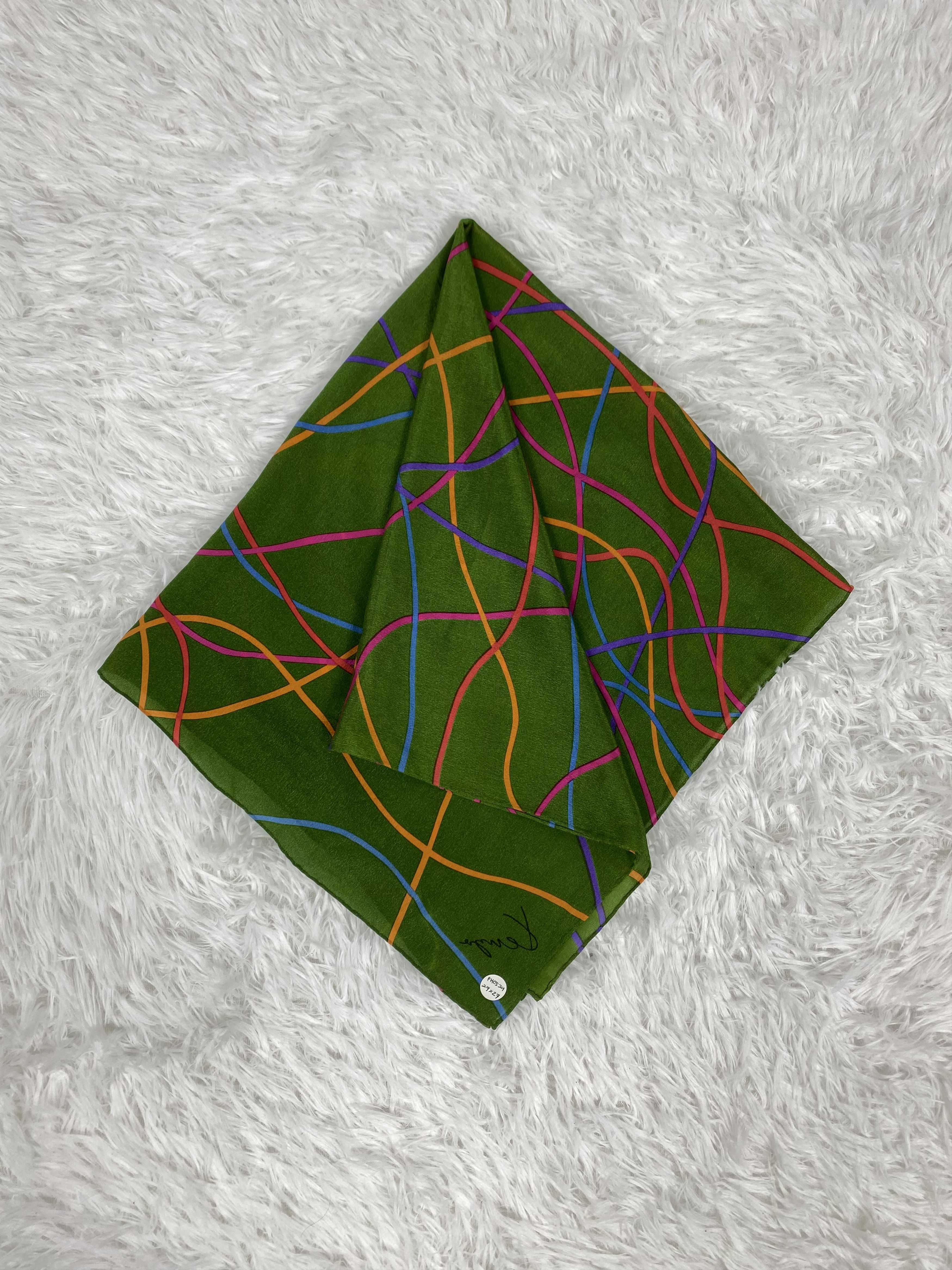 Kenzo Vintage Kenzo Handkerchief Neckerchief PH0529 Size ONE SIZE - 1 Thumbnail