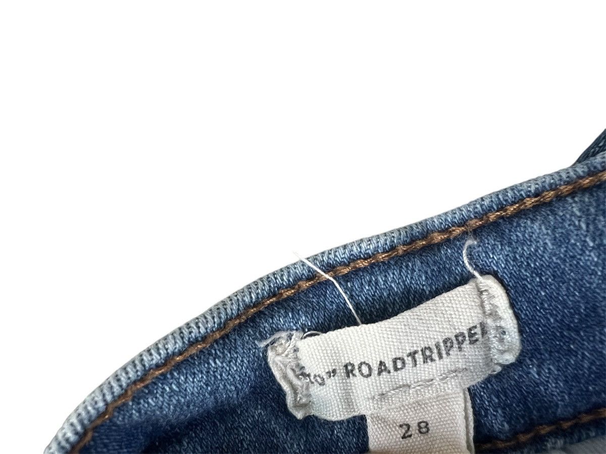 Madewell Madewell 10” High-Rise Roadtripper Jeans with Raw Hem | 28 Size 28" / US 6 / IT 42 - 4 Thumbnail