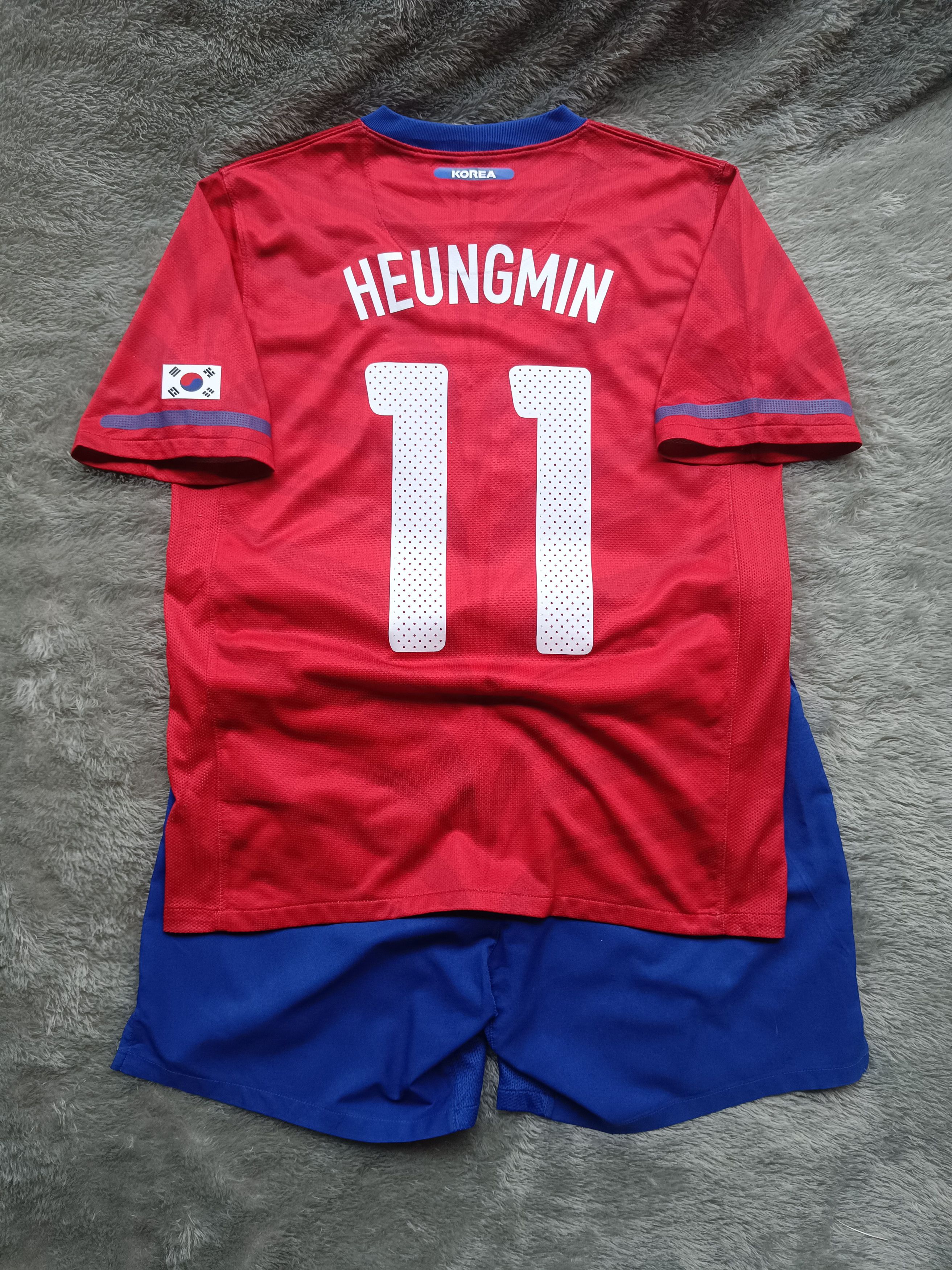 image of Nike x Soccer Jersey South Korea 2010-11 Home Kits in Red/Blue, Men's (Size Medium)