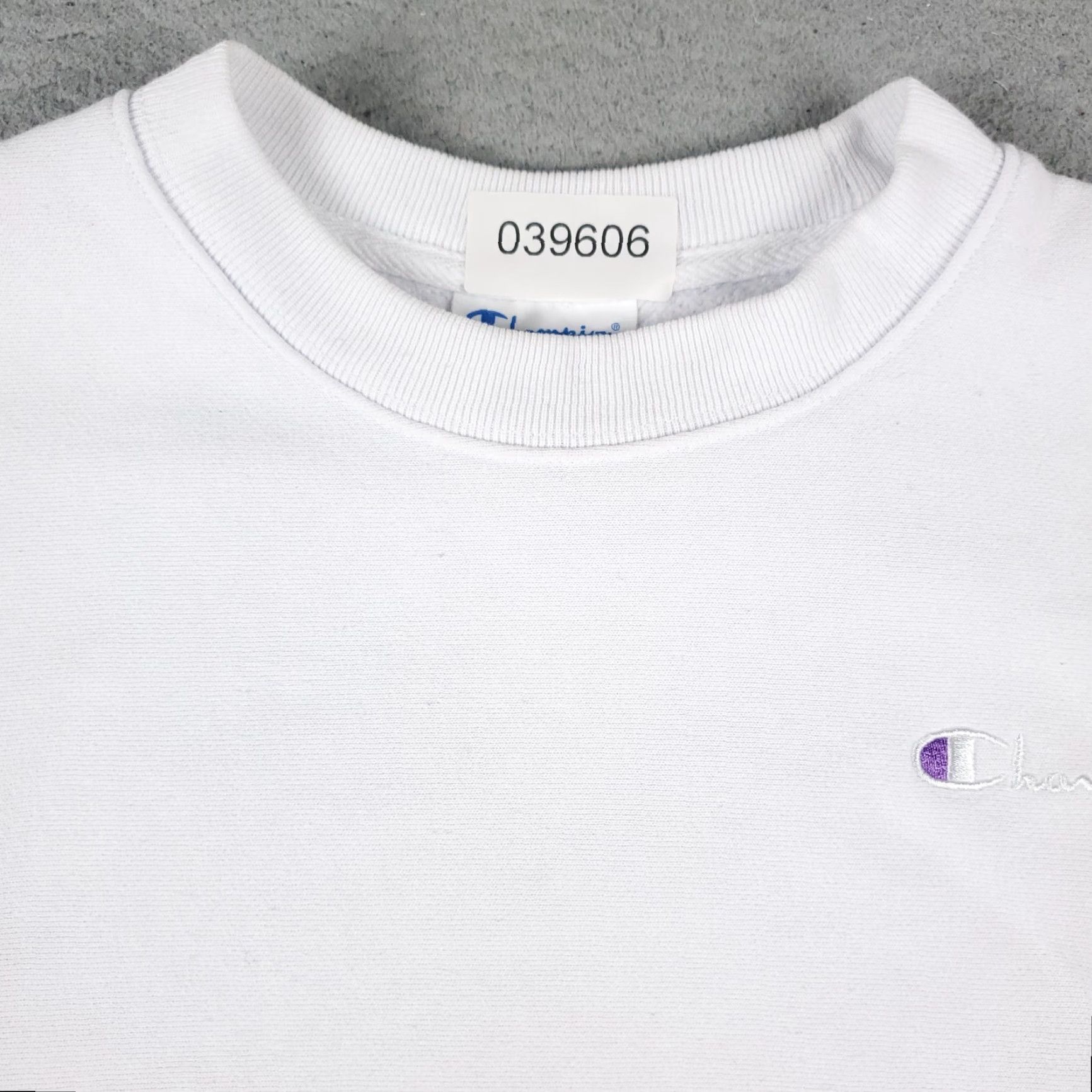 Champion VINTAGE Champion Men's Medium Sweater Pullover Sweatshirt White Knit Logo Zipper Outdoor Classic Size US M / EU 48-50 / 2 - 2 Thumbnail