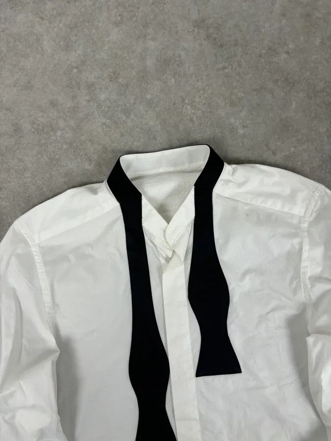 Maison Margiela Maison Margiela H&M White Trompe L’oeil Tie Shirt Size US XS / EU 42 / 0 - 4 Thumbnail