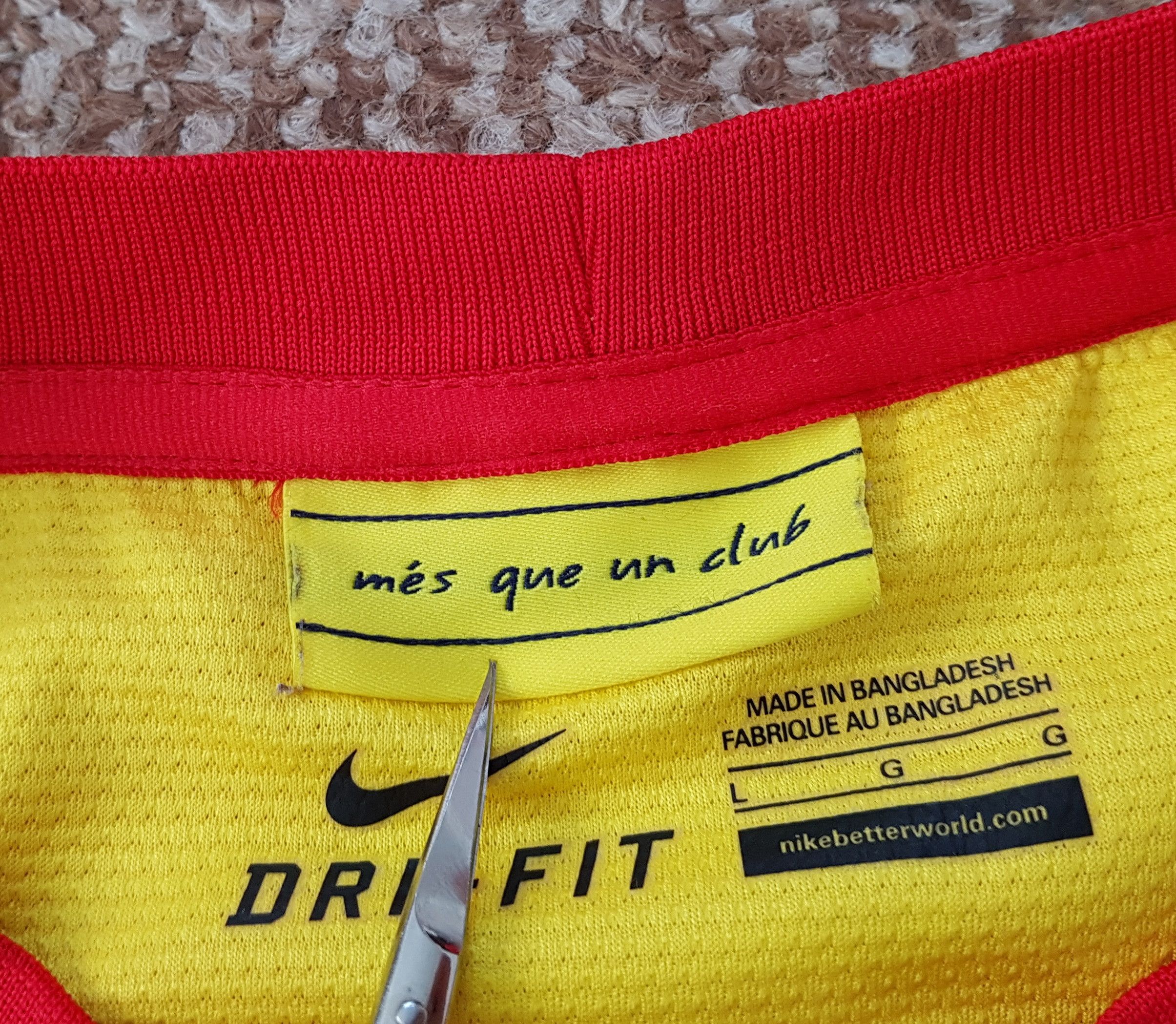 Nike Nike Barcelona Catalan Kit 2013-14 Football Soccer Jersey Size US L / EU 52-54 / 3 - 14 Thumbnail