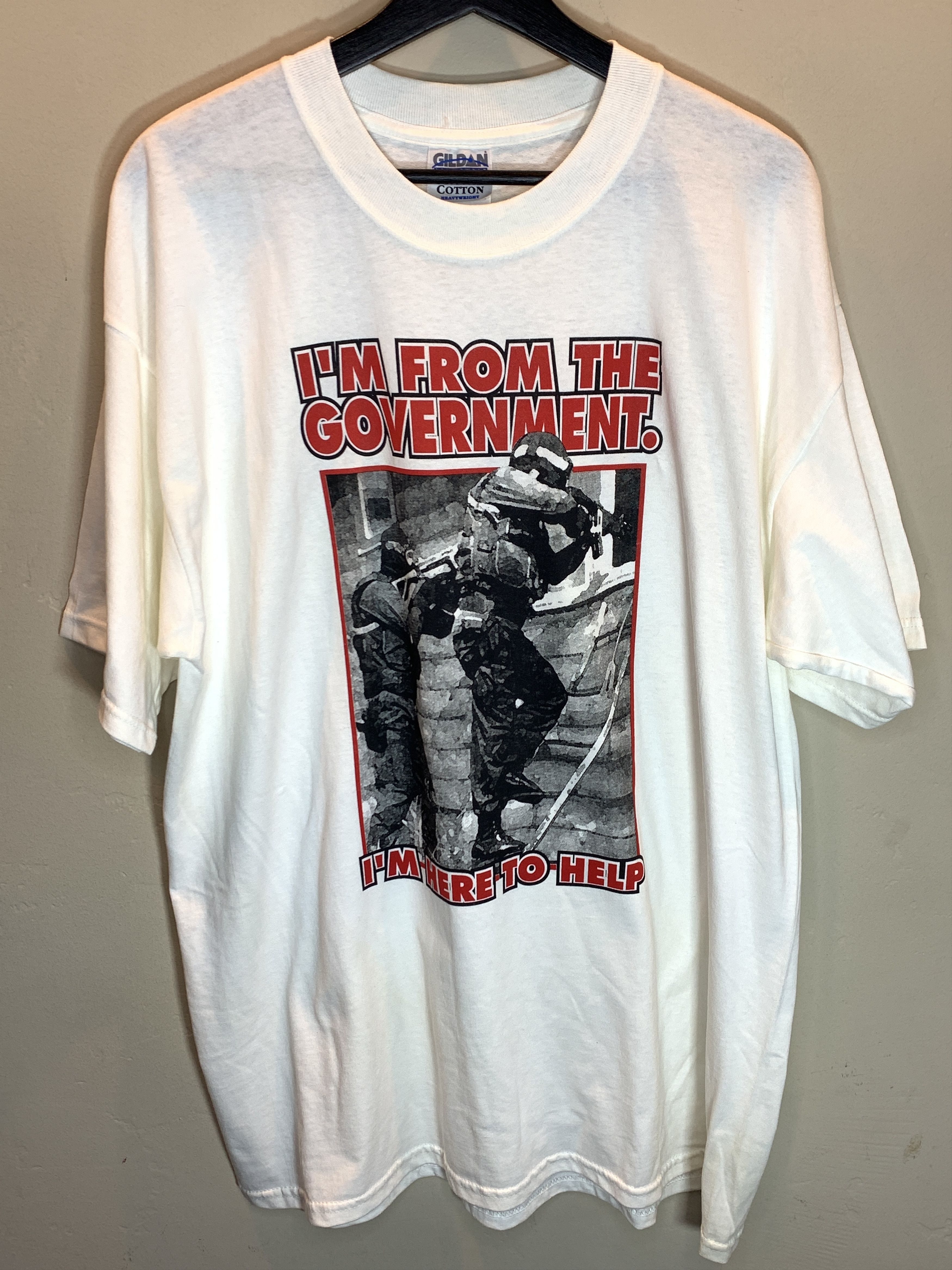 Vintage RARE* Vintage 90s I’m From The Government Here To Help Shirt Size US XL / EU 56 / 4 - 1 Thumbnail