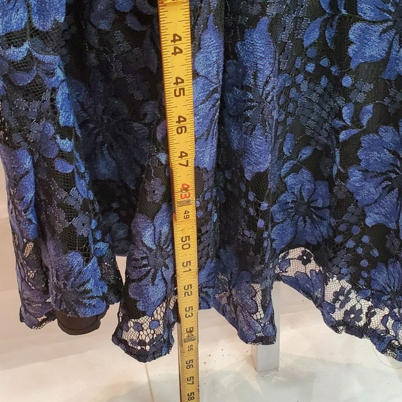 Lulus LuLus Royal Blue Lace Sheath Dress Nude Lined V-Neck Size S Size S / US 4 / IT 40 - 8 Thumbnail