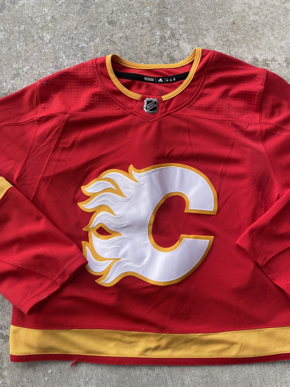 NHL NHL calgary flames Size US L / EU 52-54 / 3 - 3 Thumbnail