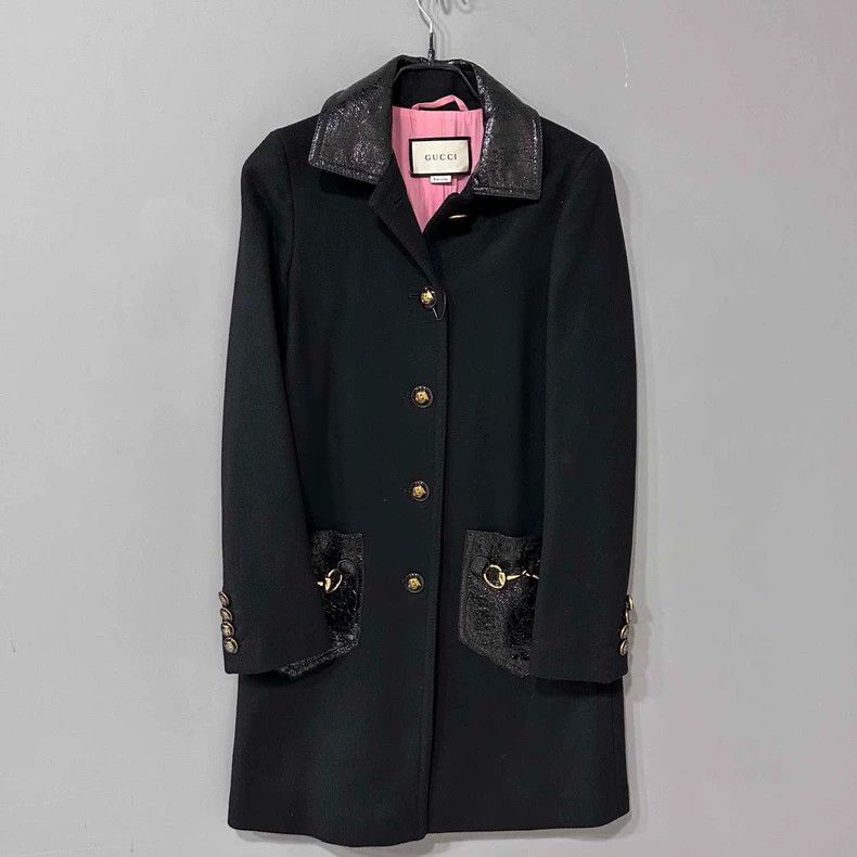 Gucci Gucci Black tweed coat with horse buckle Size XS / US 0-2 / IT 36-38 - 1 Thumbnail