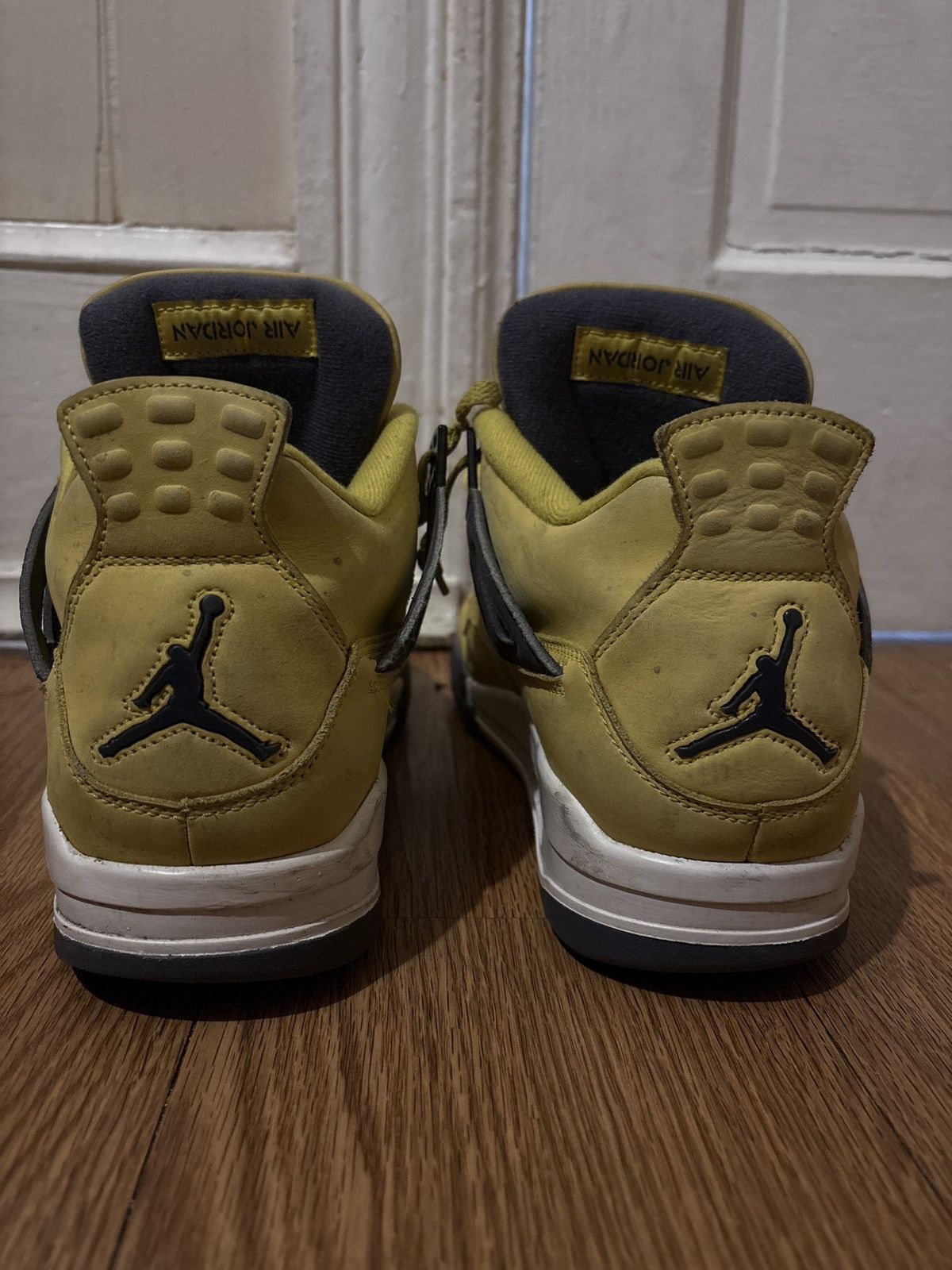 Jordan Brand Jordan 4 Lightning Size US 11 / EU 44 - 3 Thumbnail