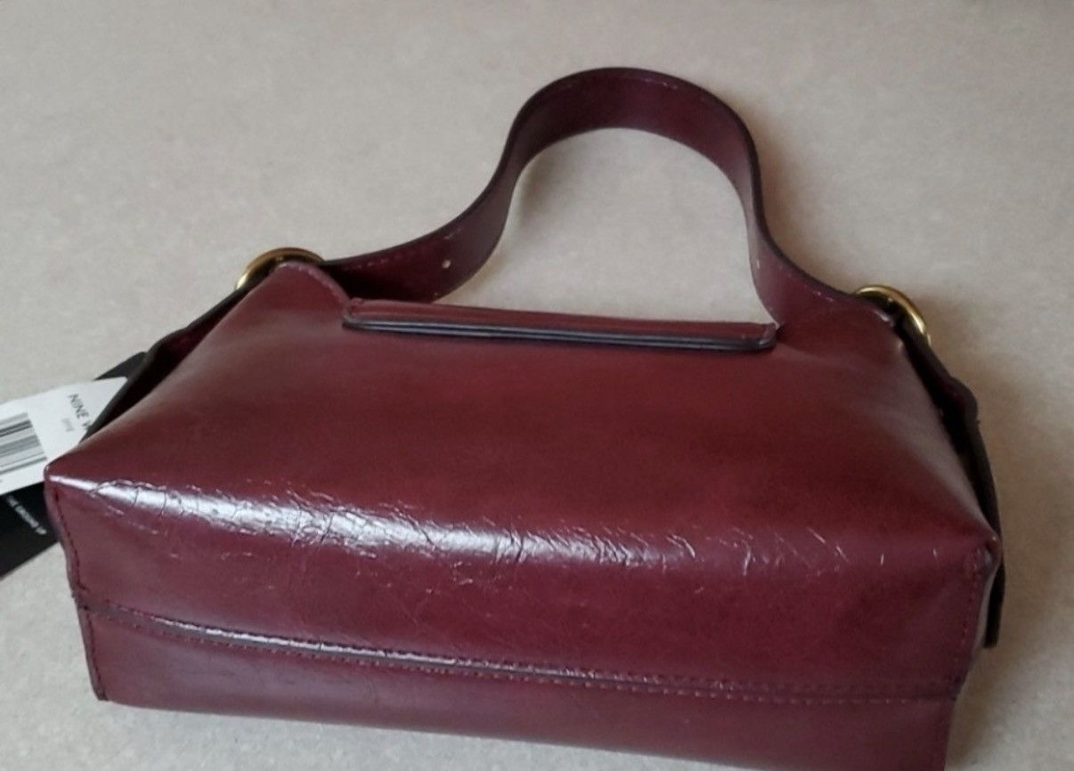 Nine West Nine West Mini red bag with Flap Closure Size ONE SIZE - 6 Thumbnail