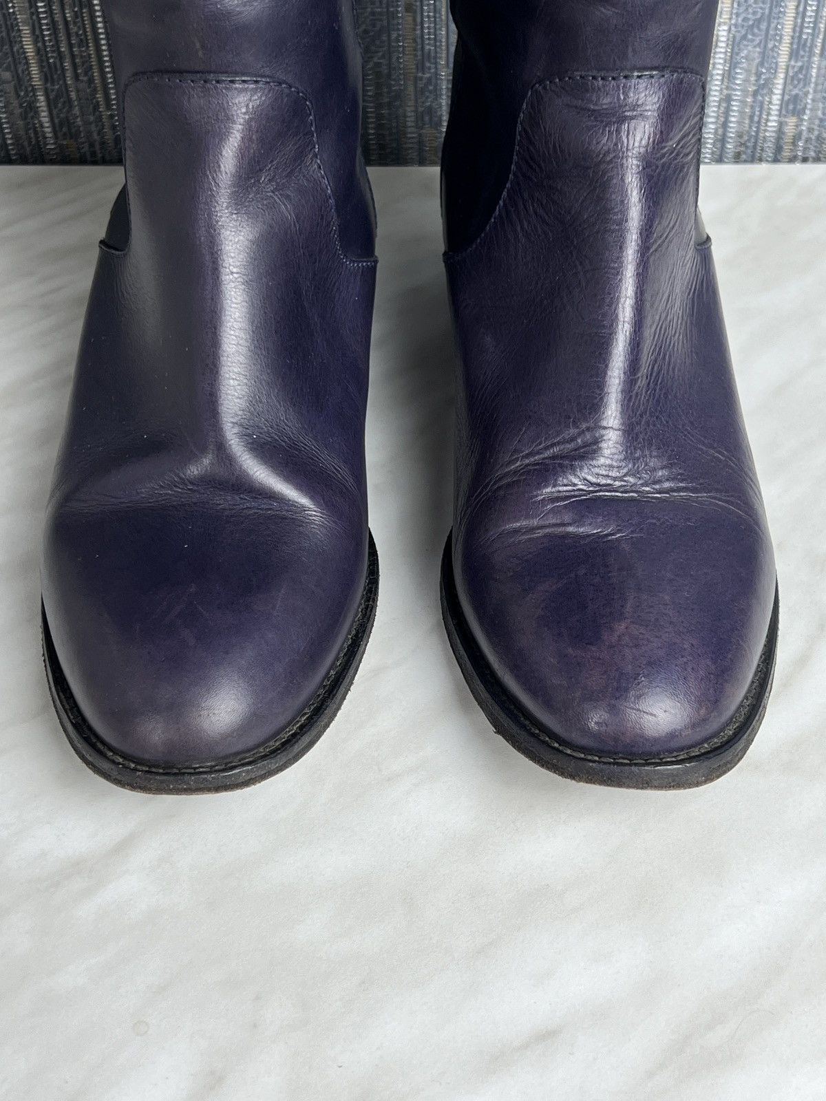 Jimmy Choo Jimmy Choo Purple Leather Knee High Boots (Y0337) Size US 8.5 / IT 38.5 - 4 Thumbnail