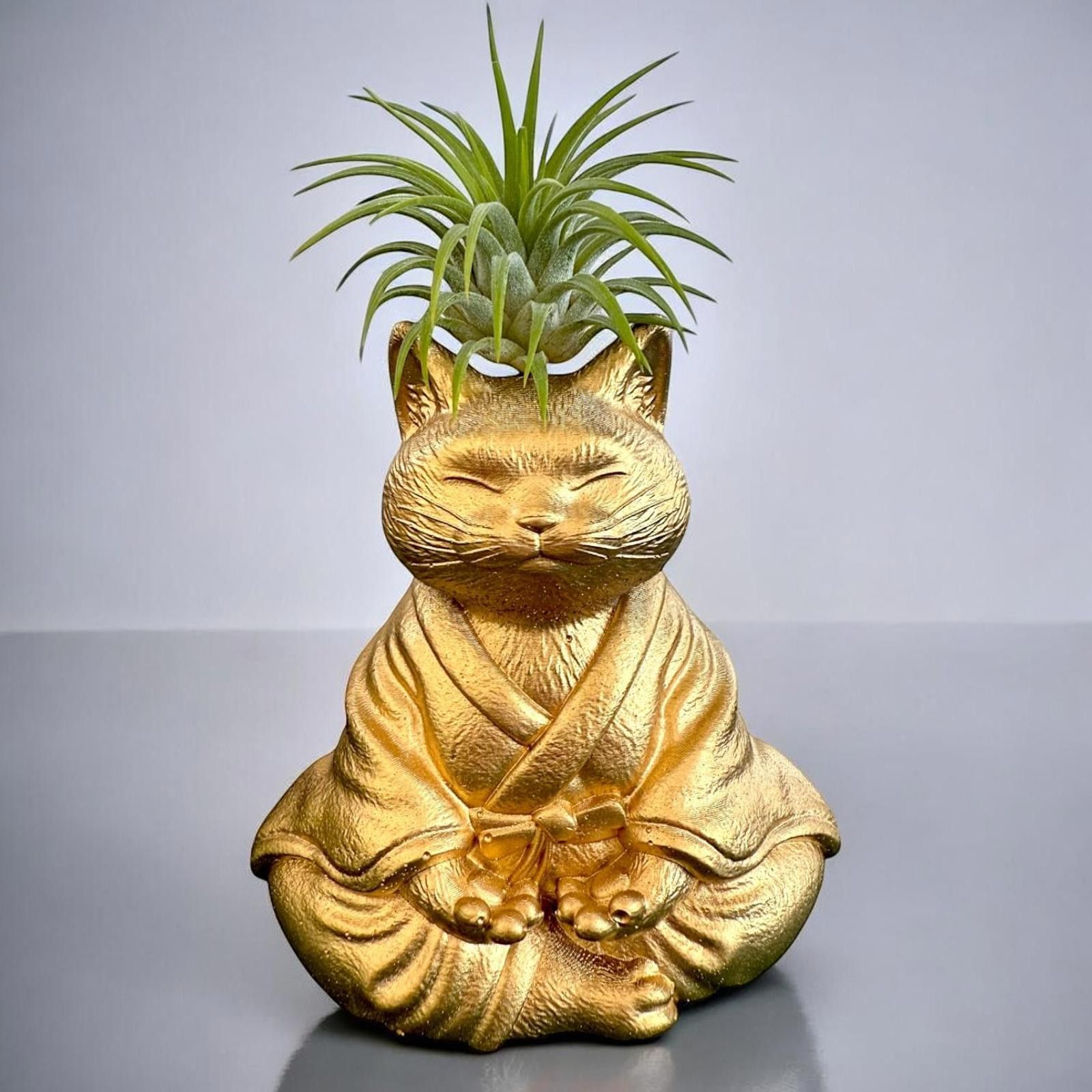Other Lucky Cat Tillandsia Planter Pot, Golden Zen Decor Air Plant Size ONE SIZE - 1 Thumbnail