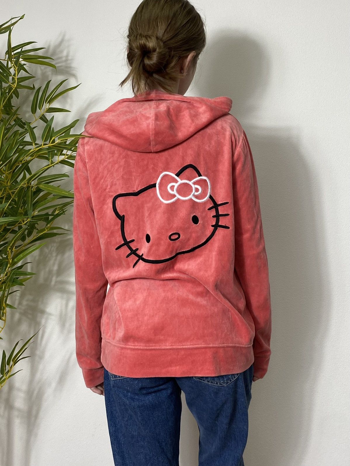Cartoon Network HELLO KITTY VELOUR 2000s STYLE ZIP HOODIE Size L / US 10 / IT 46 - 11 Thumbnail