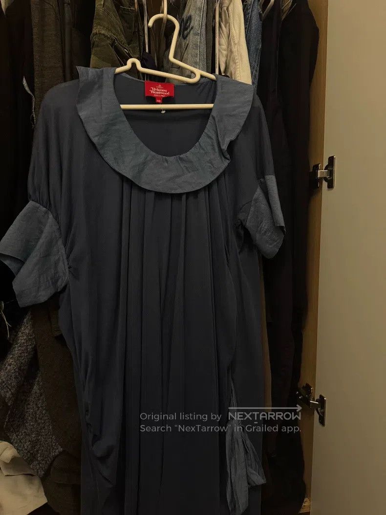 Vivienne Westwood Vivienne Westwood size 00 Dark Blue Dress with Lace Collar Size S / US 4 / IT 40 - 1 Thumbnail