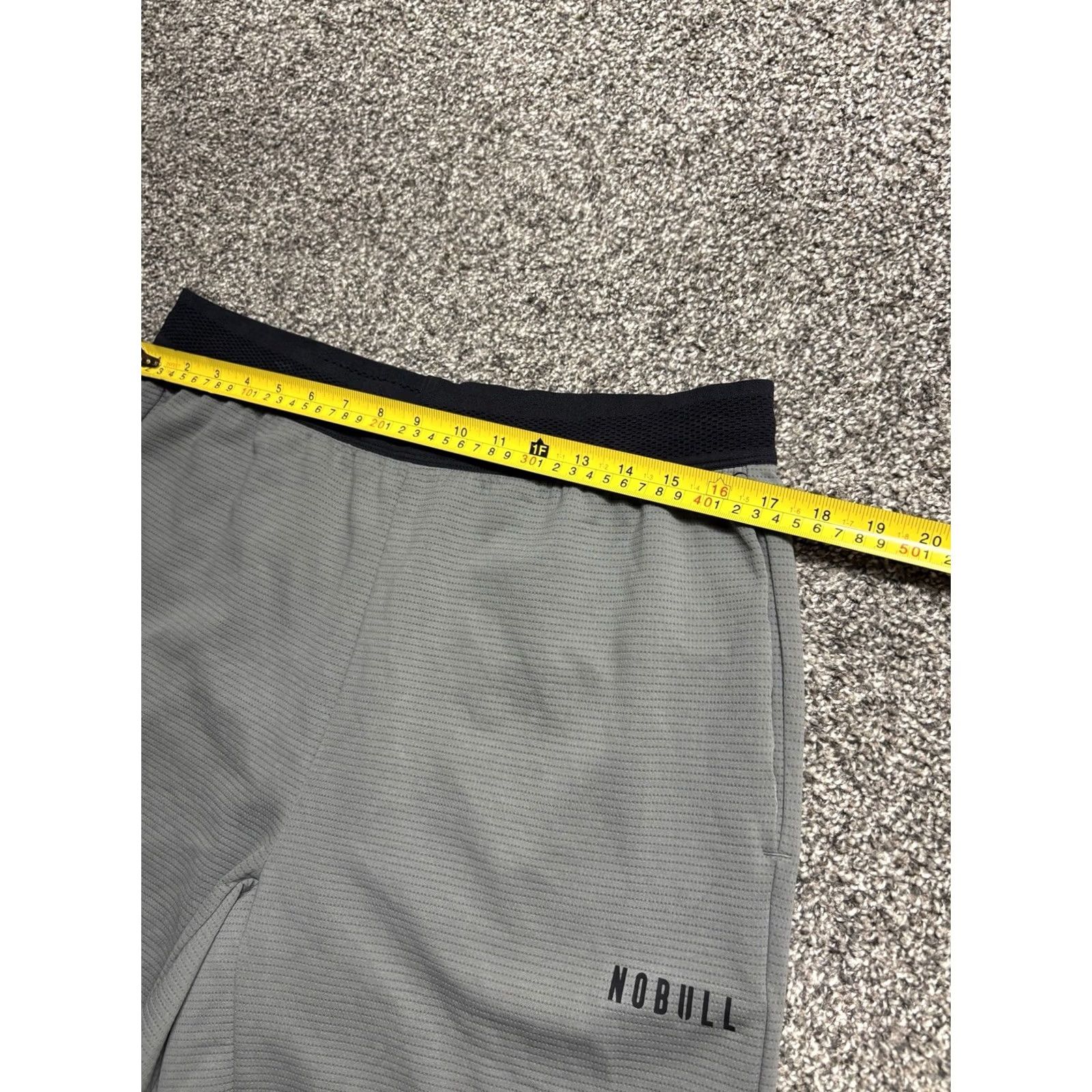 Vintage NOBULL Shorts Mens Large Gray Unlined Training Athletic Performance Gym Stretch Shorts Size US 33 - 6 Thumbnail