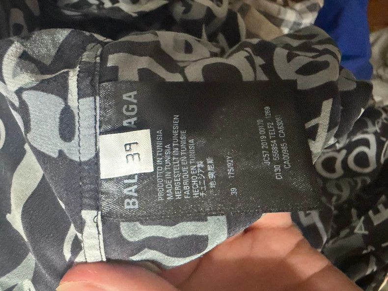 Balenciaga Balenciaga size 39 Cutaway Letter Short Sleeve Shirt Size US S / EU 44-46 / 1 - 3 Thumbnail