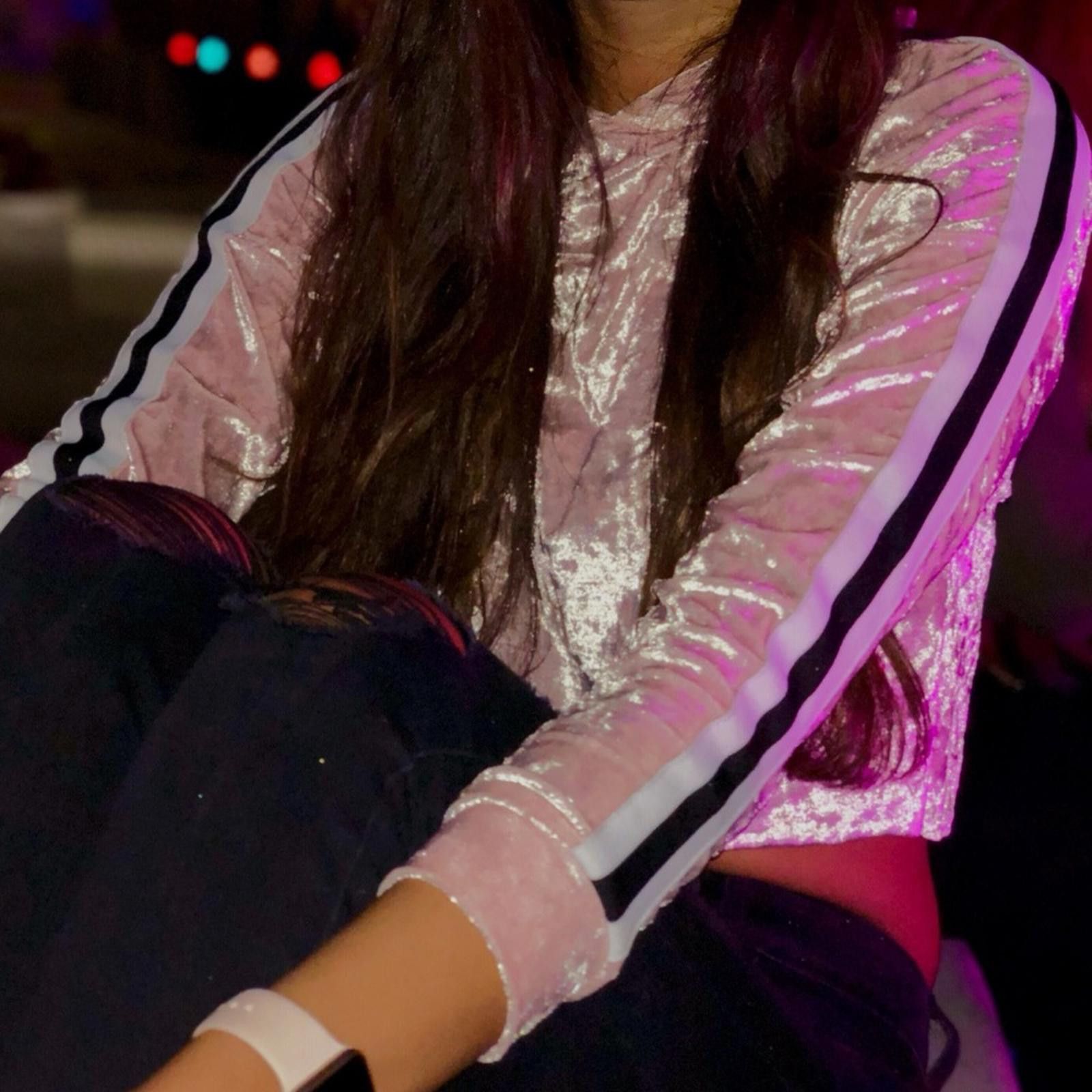 Designer Cropped Pink Velvet Hoodie Relaxed Fit Size S / US 4 / IT 40 - 5 Thumbnail