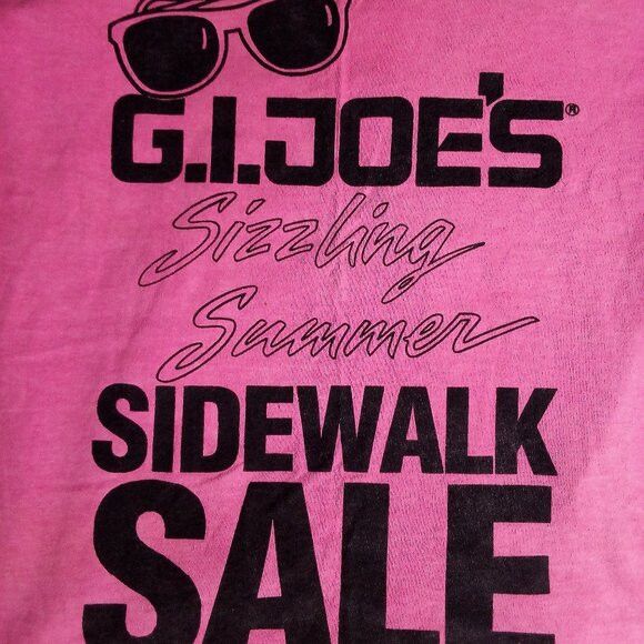 Fruit Of The Loom Vintage G.I. Joe's Sizzlin Summer Sidewalk Sale T-Shirt Size US L / EU 52-54 / 3 - 1 Thumbnail