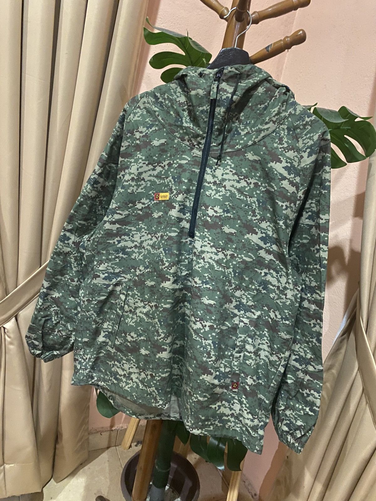 Other Vintage Digital Camo Anorak Jacket – Japanese Military-Style Size US L / EU 52-54 / 3 - 2 Thumbnail