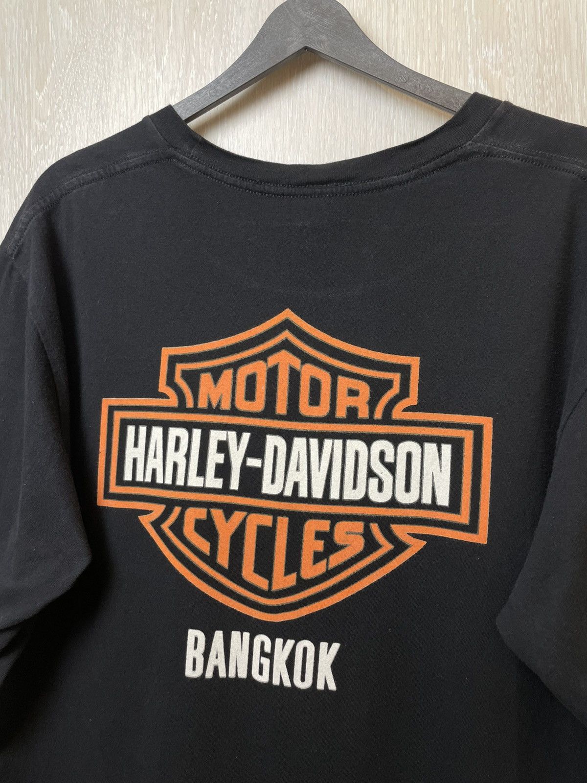 Vintage Harley Davidson Bangkok logo Black USA t-shirt Size US XL / EU 56 / 4 - 2 Thumbnail
