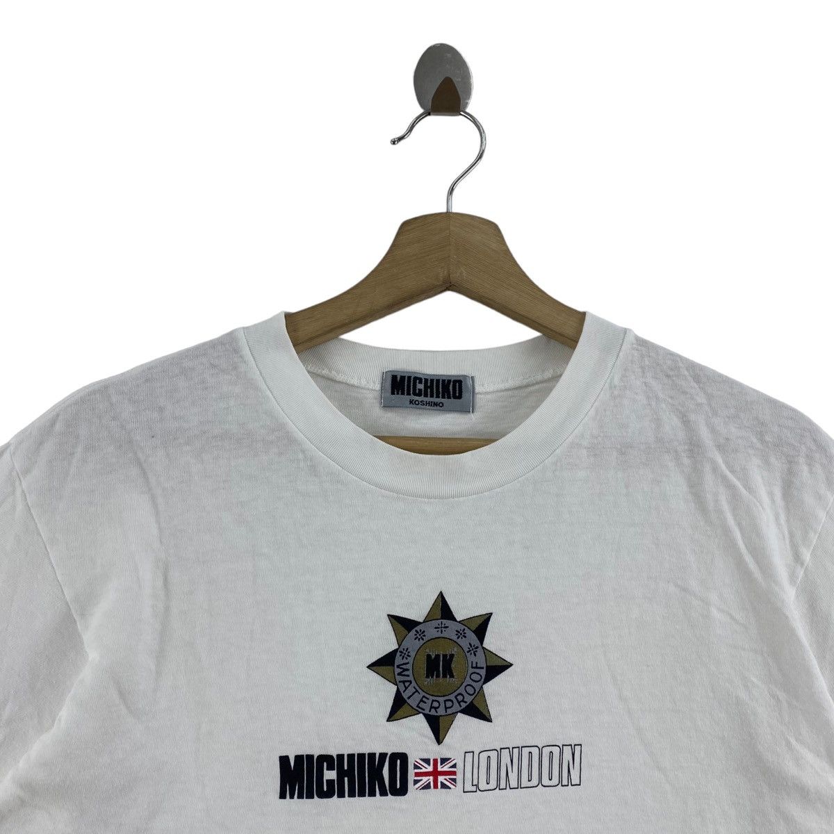 Michiko Koshino London × Vintage Vintage MICHIKO LONDON KOSHINO Brand Print White Short Size US M / EU 48-50 / 2 - 2 Thumbnail