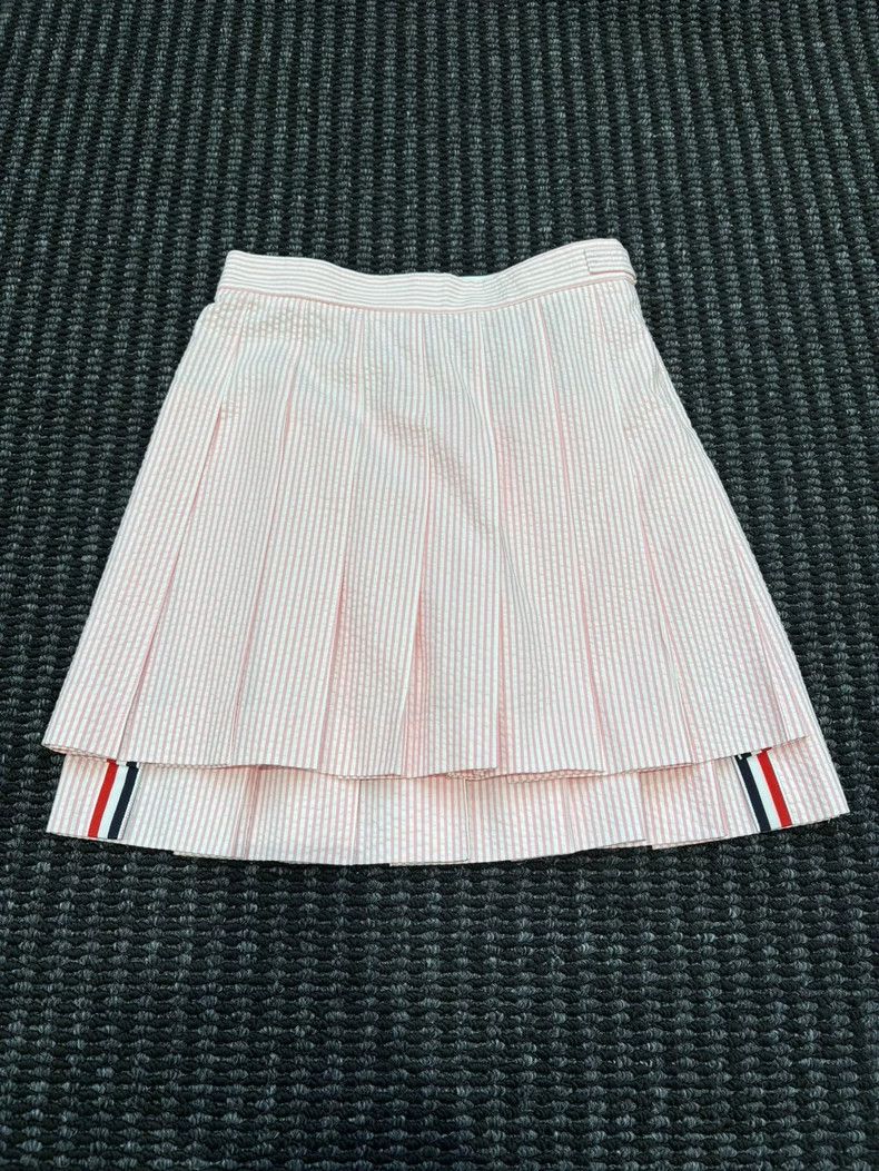 Thom Browne Thom Browne Pure color pearly gauze pleated skirt Size 24" / US 00 / IT 34 - 1 Thumbnail