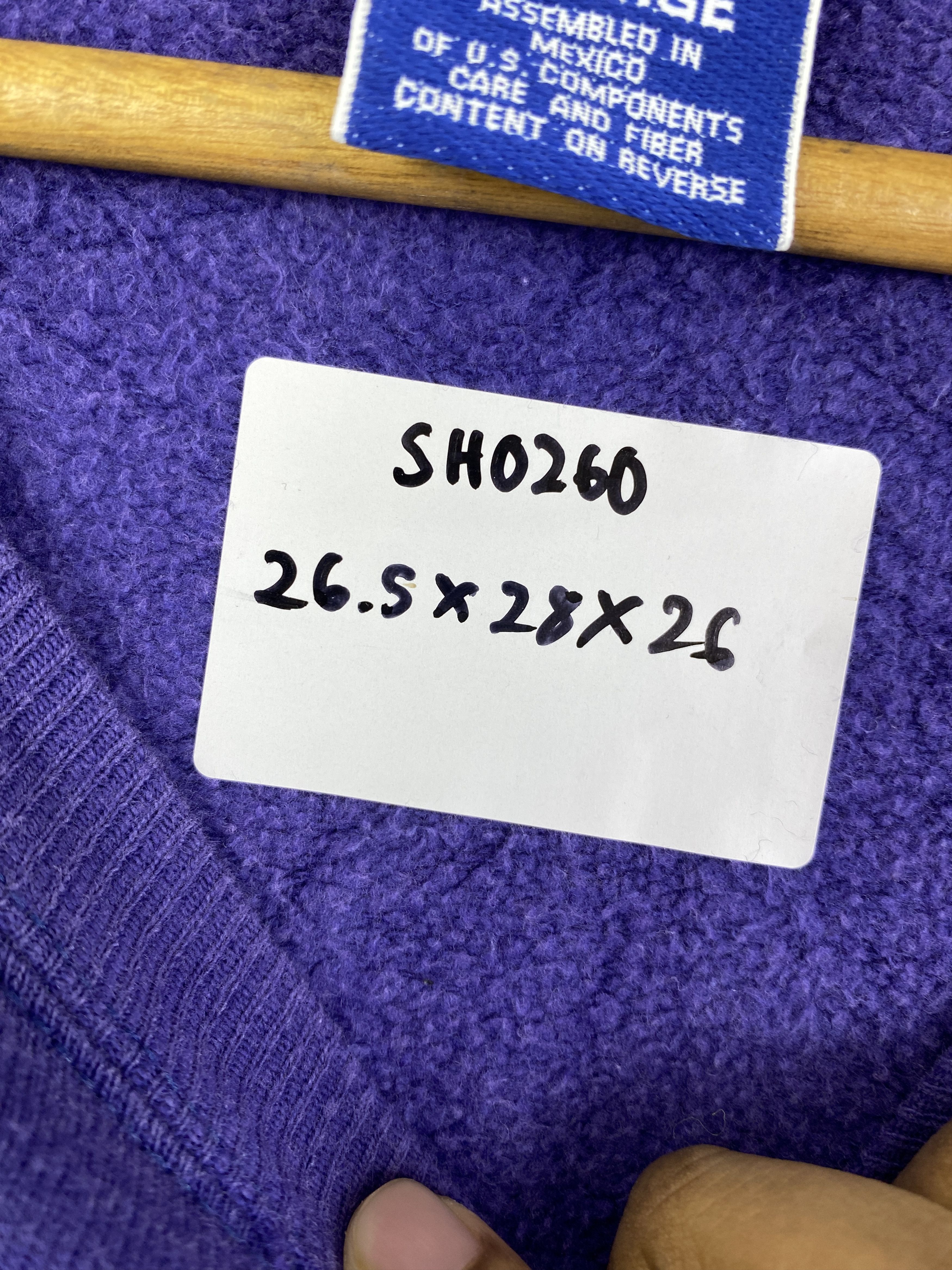 Champion Vintage Champion Plain Pullover Crewneck Sweatshirt SH0260 Size US XL / EU 56 / 4 - 10 Thumbnail