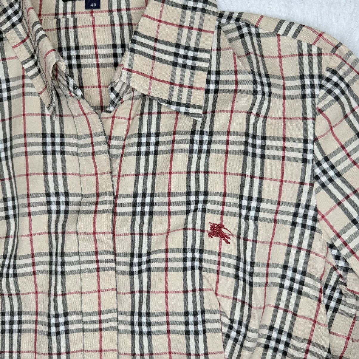 Burberry Burberry Women Nova Check Button down shirt 3/4 sleeve Size M / US 6-8 / IT 42-44 - 3 Thumbnail