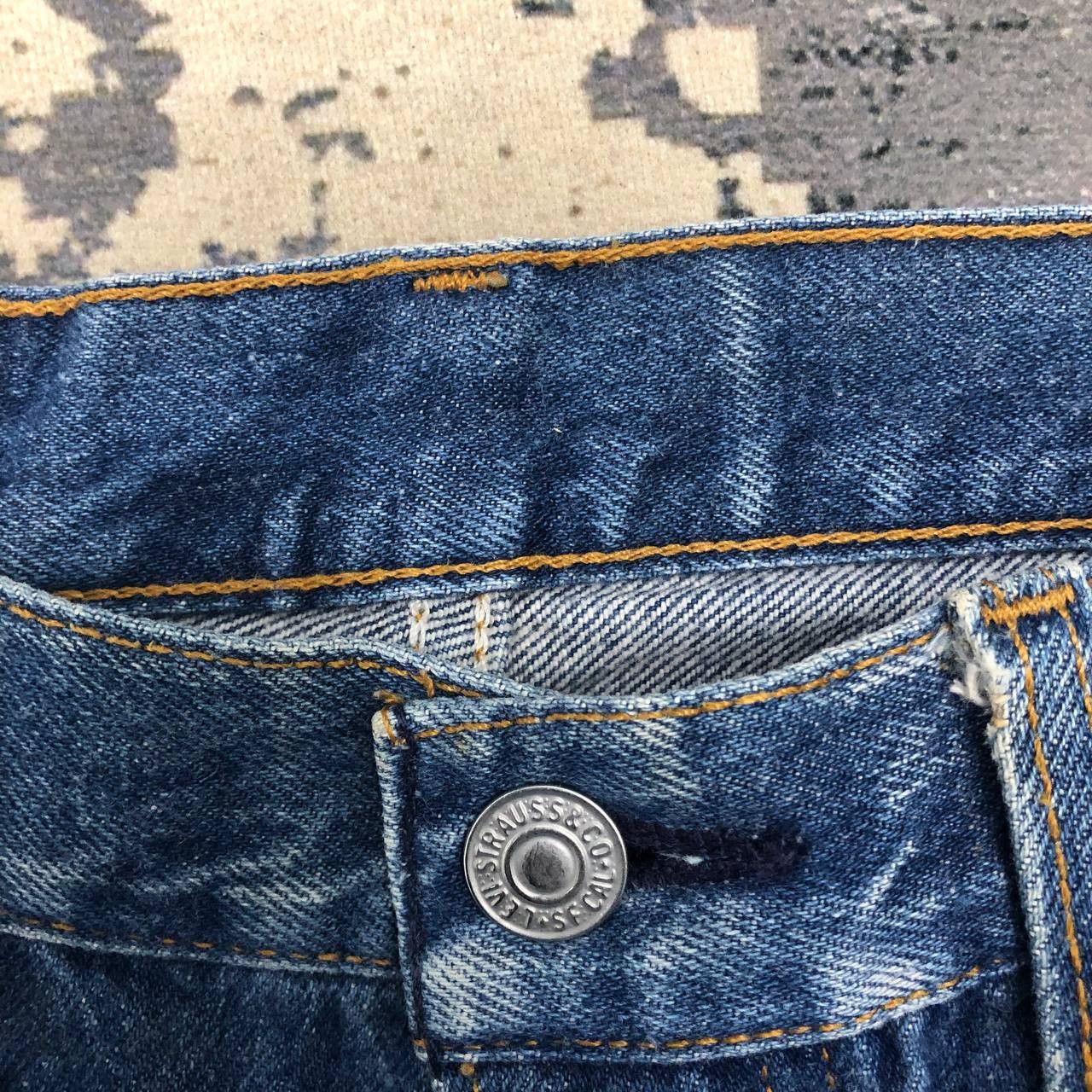 Levi's P755 LEVI'S VTG 501 USA JEANS Size US 33 - 7 Thumbnail
