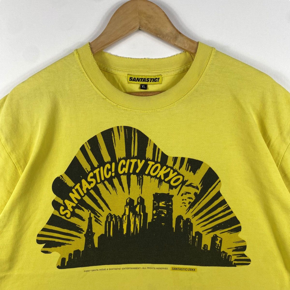 Vintage Vintage 00's SARU Santastic! City Tokyo Santa Inoue Tee Size US XL / EU 56 / 4 - 2 Thumbnail