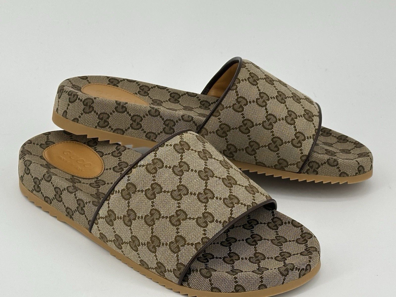 Gucci New Gucci Silde Men's GG Canvas Size-EU-47/US-14/UK-13 Size US 14 / EU 47 - 1 Thumbnail