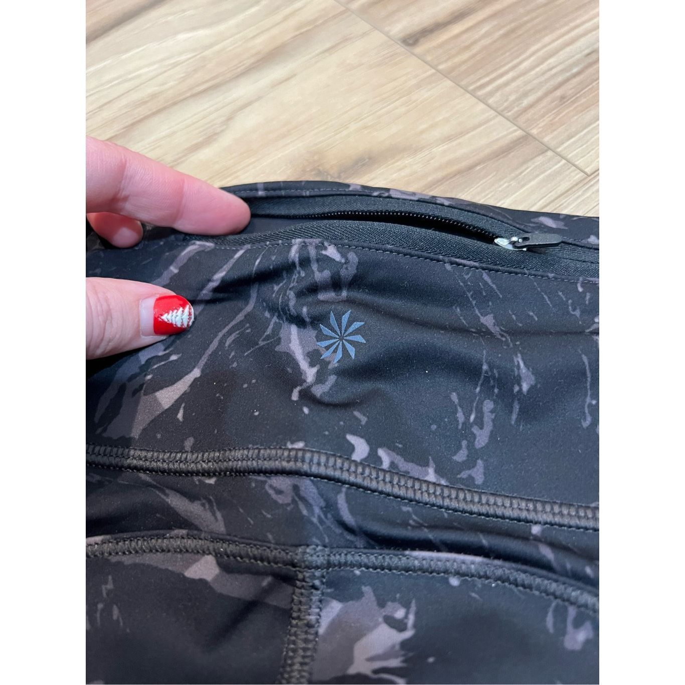 Athleta Athleta Velocity Stash Pocket Black Marbled 7/8 Legging sz X Size 25" / US 0 / IT 36 - 8 Thumbnail