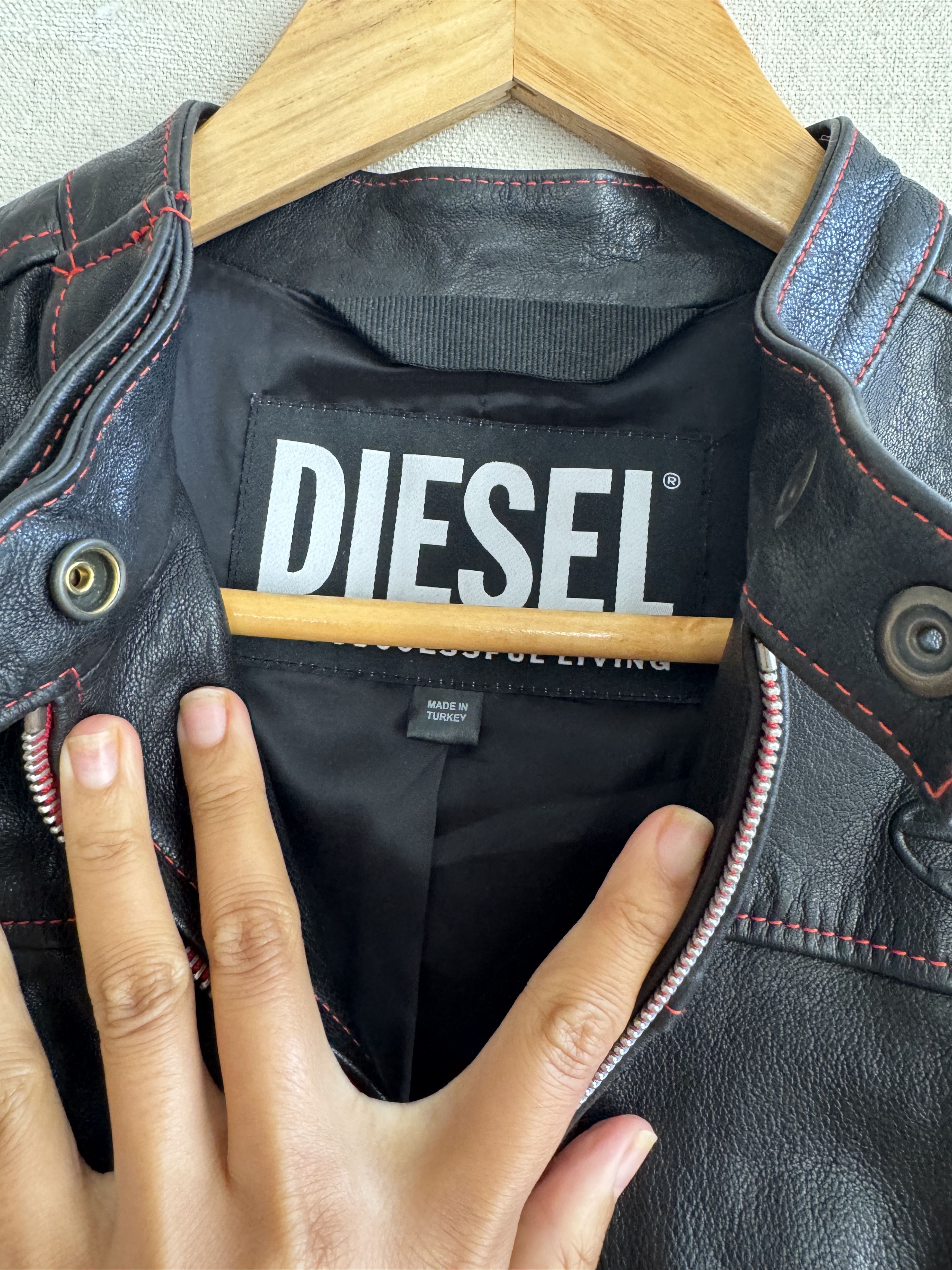 Diesel Diesel Black Leather L-Fox-A Size S / US 4 / IT 40 - 4 Thumbnail